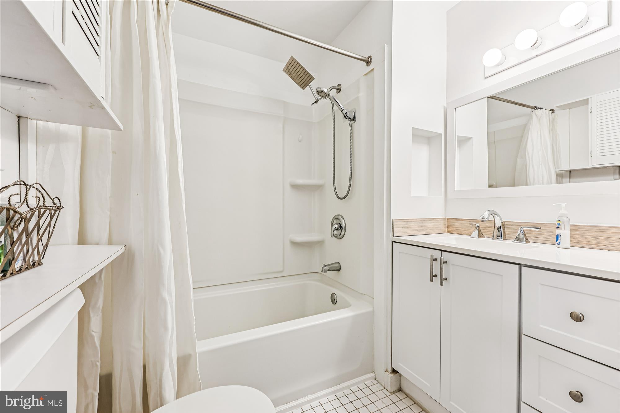 BARNESVILLE OUTSIDE - Residential