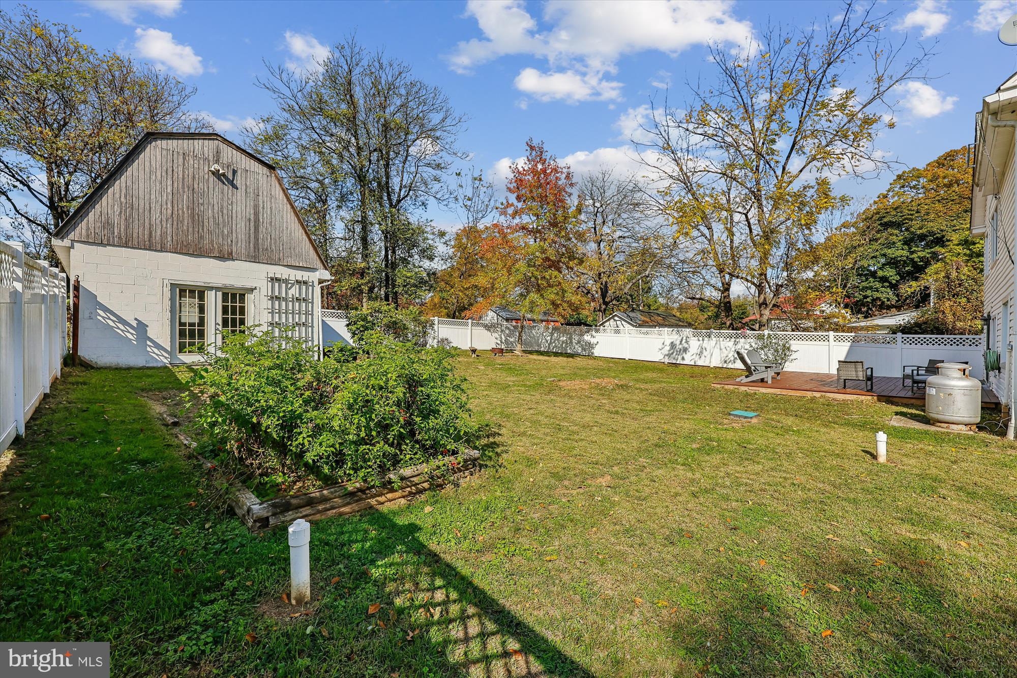 BARNESVILLE OUTSIDE - Residential