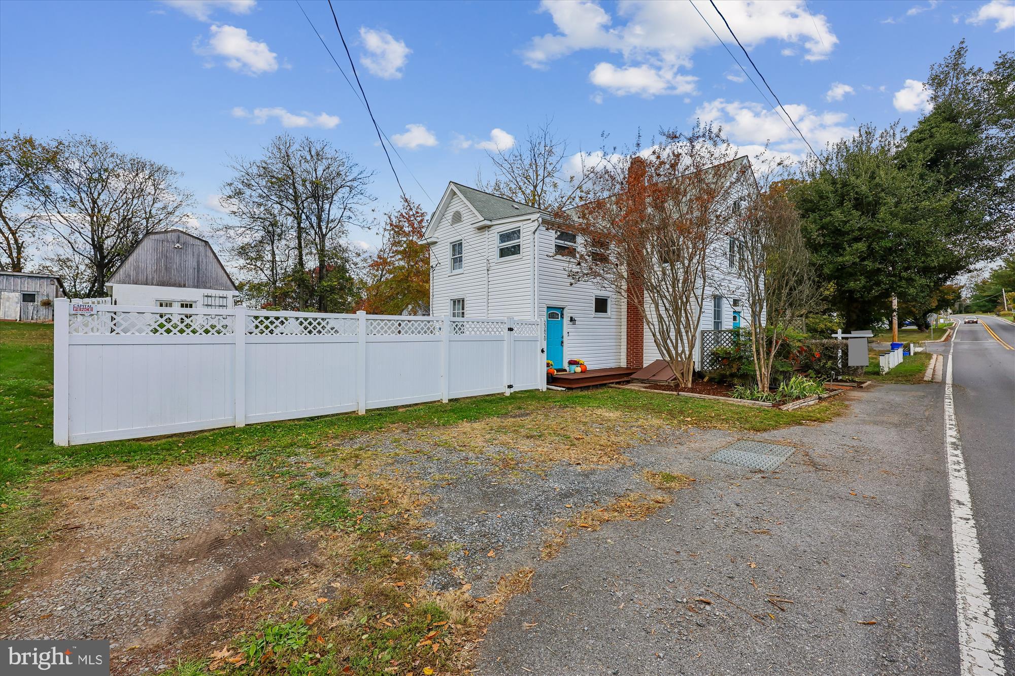 BARNESVILLE OUTSIDE - Residential