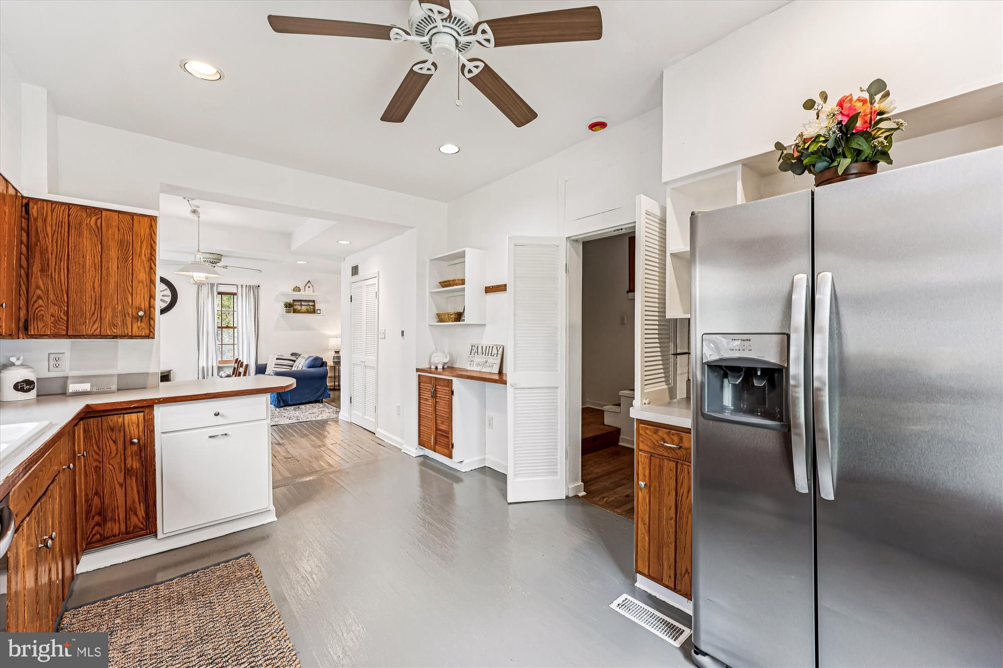 BARNESVILLE OUTSIDE - Residential