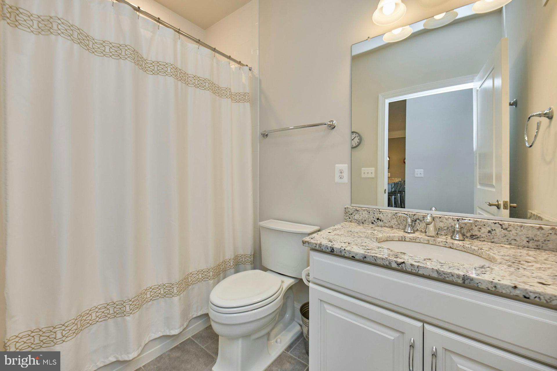 REGENCY AT ASHBURN - Residential