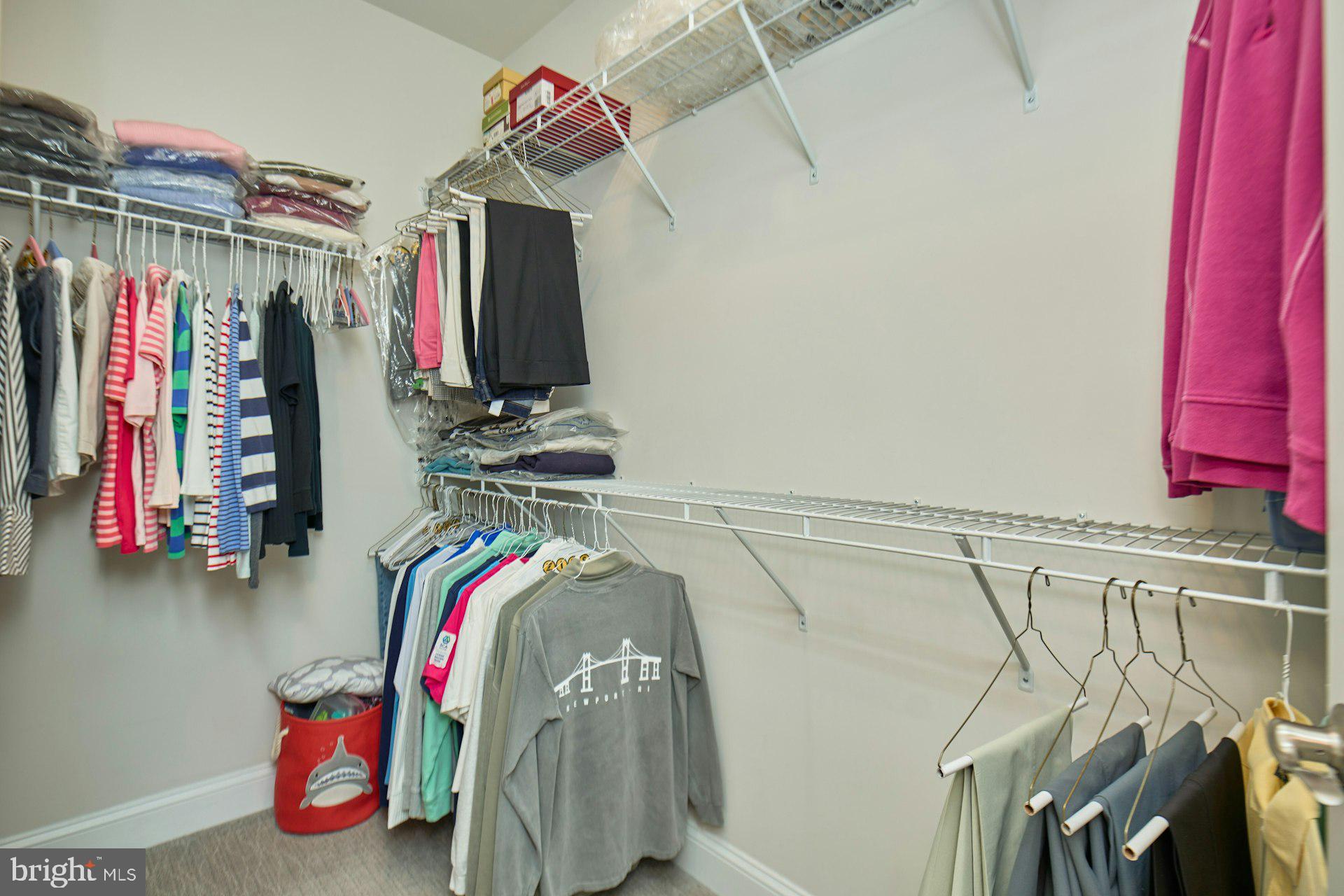 REGENCY AT ASHBURN - Residential