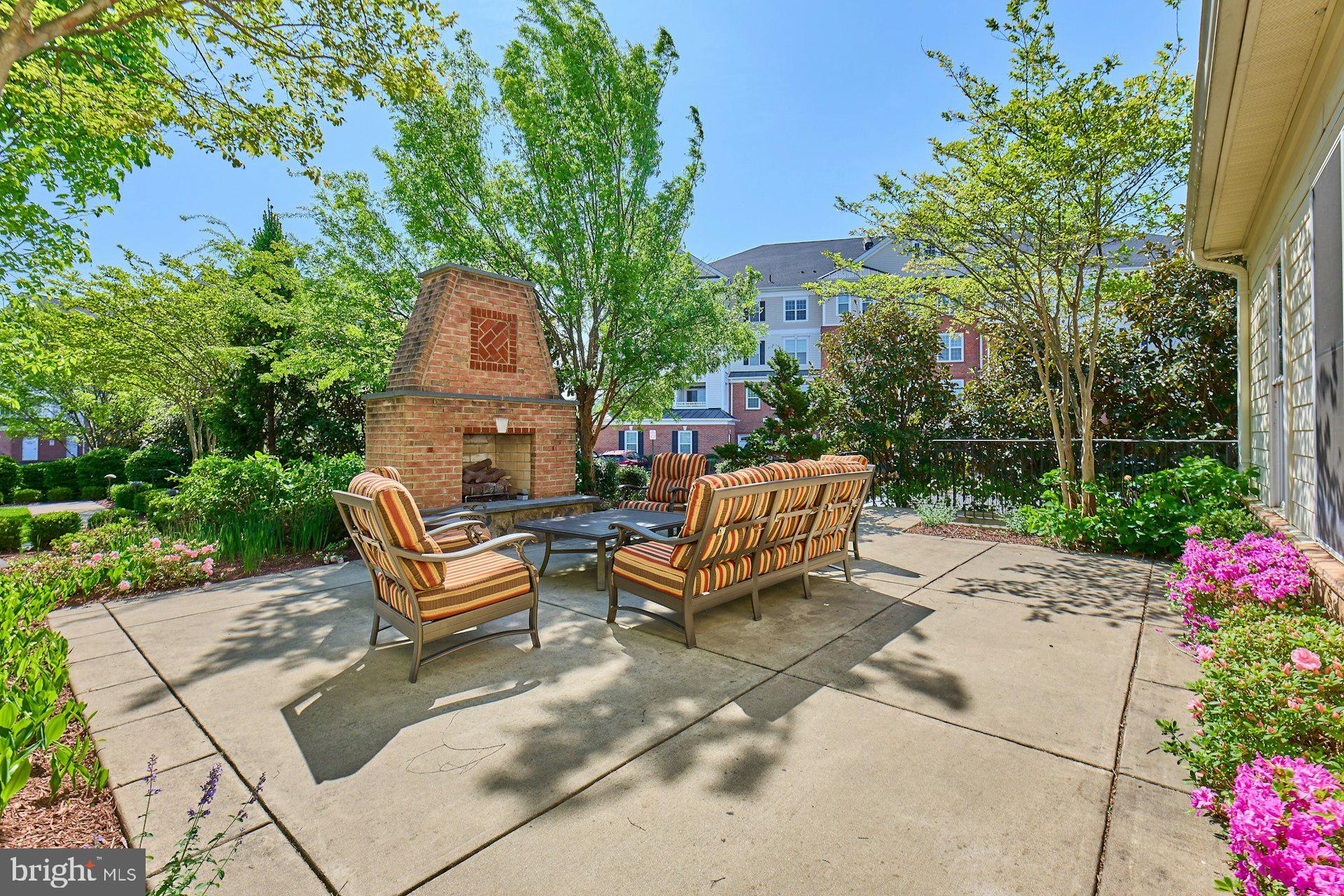 REGENCY AT ASHBURN - Residential