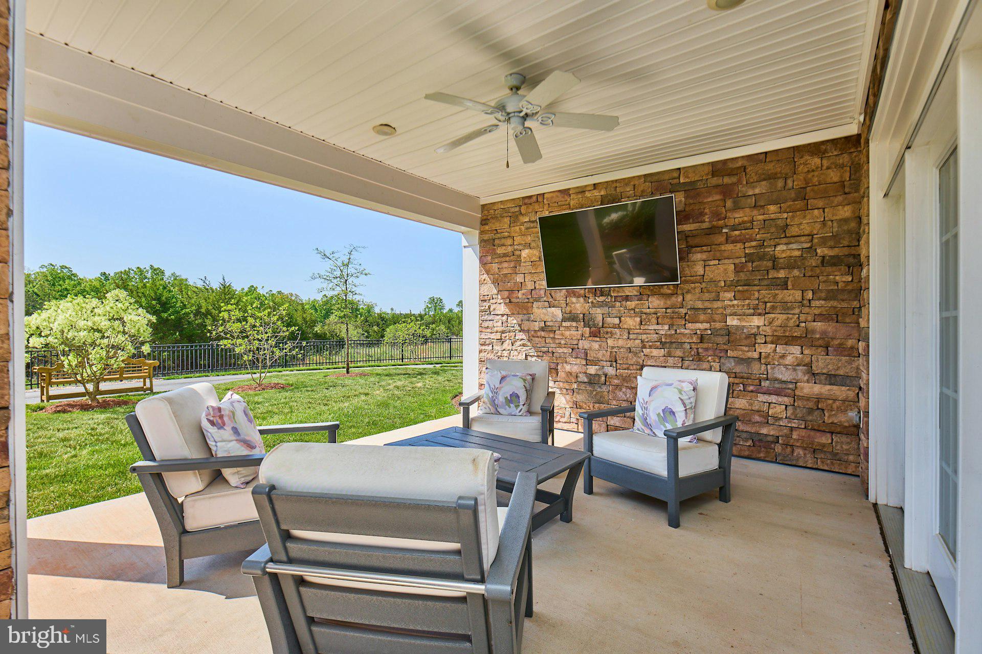 REGENCY AT ASHBURN - Residential