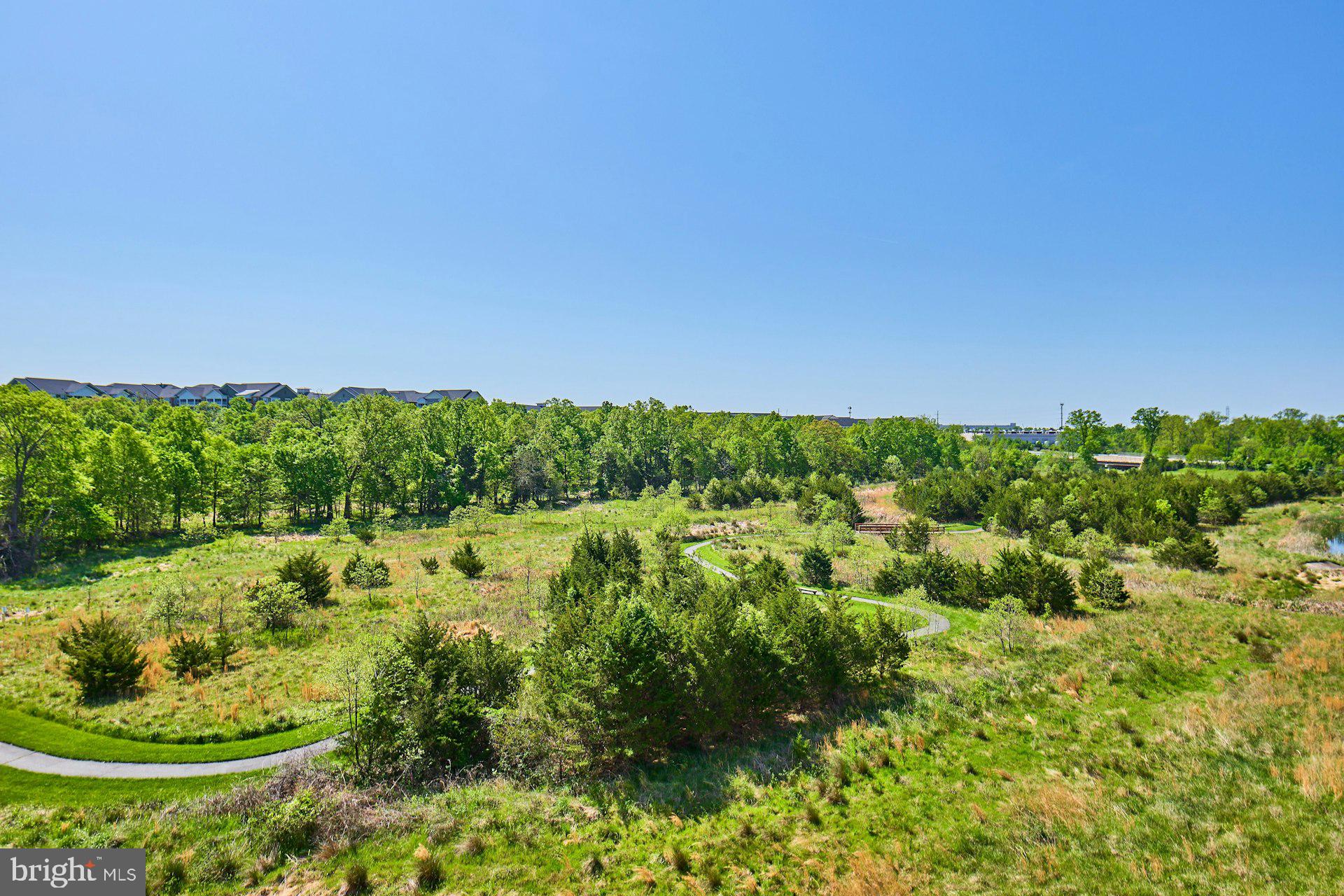 REGENCY AT ASHBURN - Residential