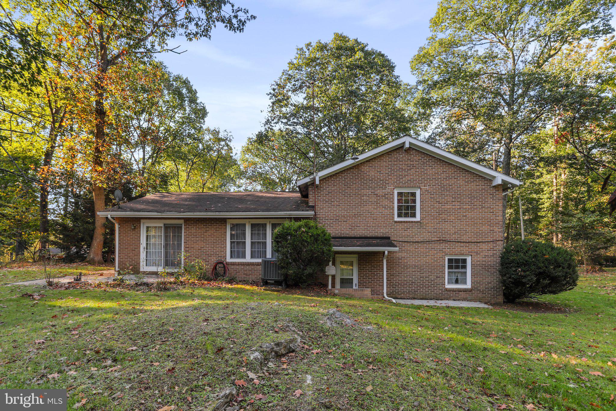 WOODBRIER MANOR - Residential