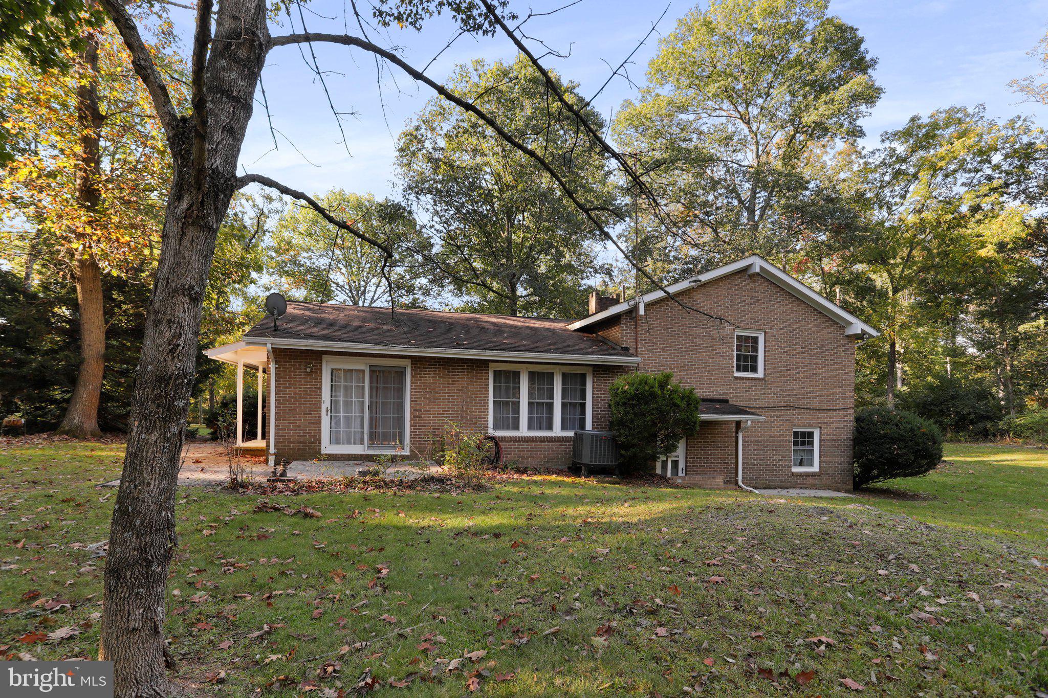 WOODBRIER MANOR - Residential