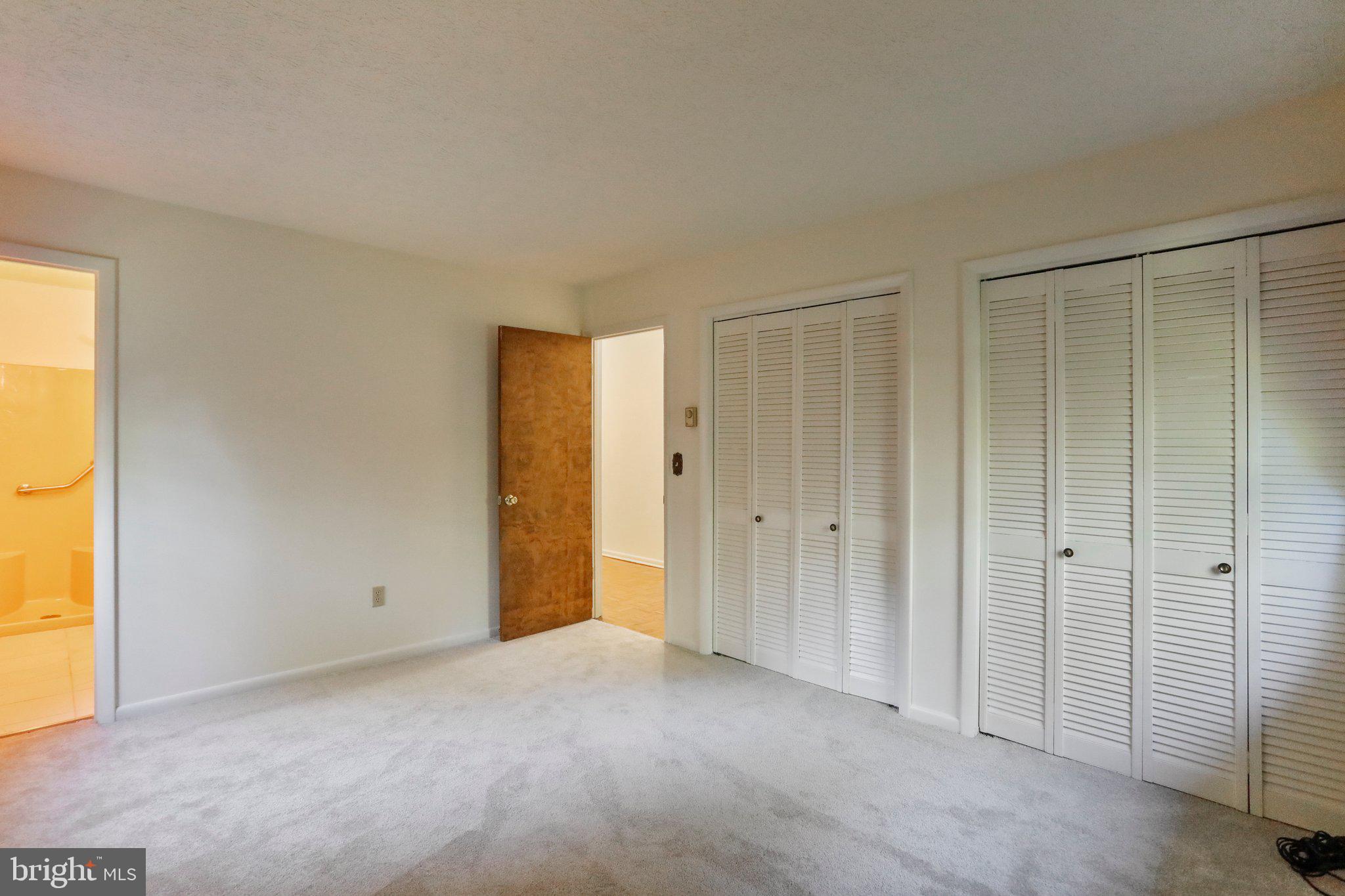 WOODBRIER MANOR - Residential