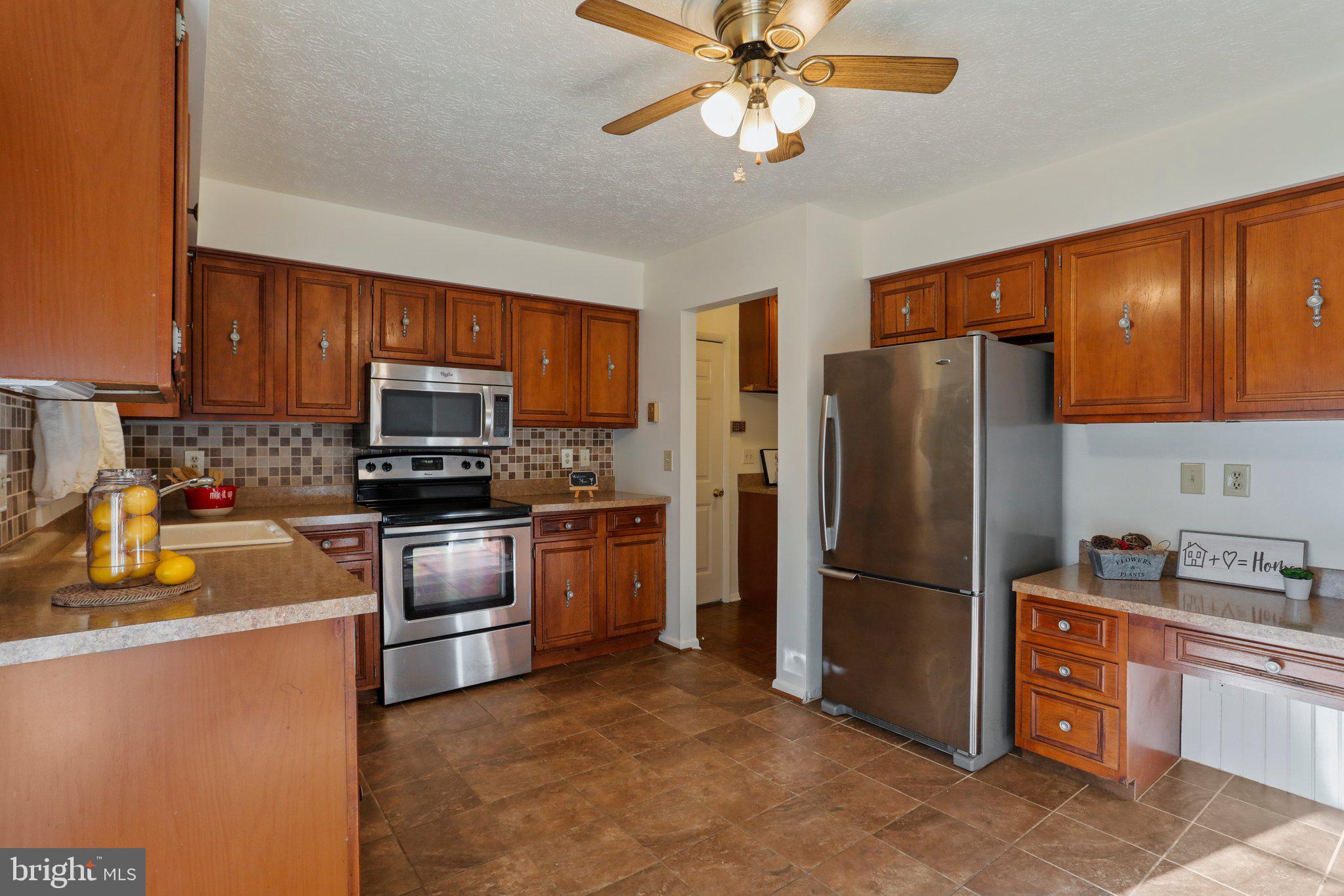 WOODBRIER MANOR - Residential