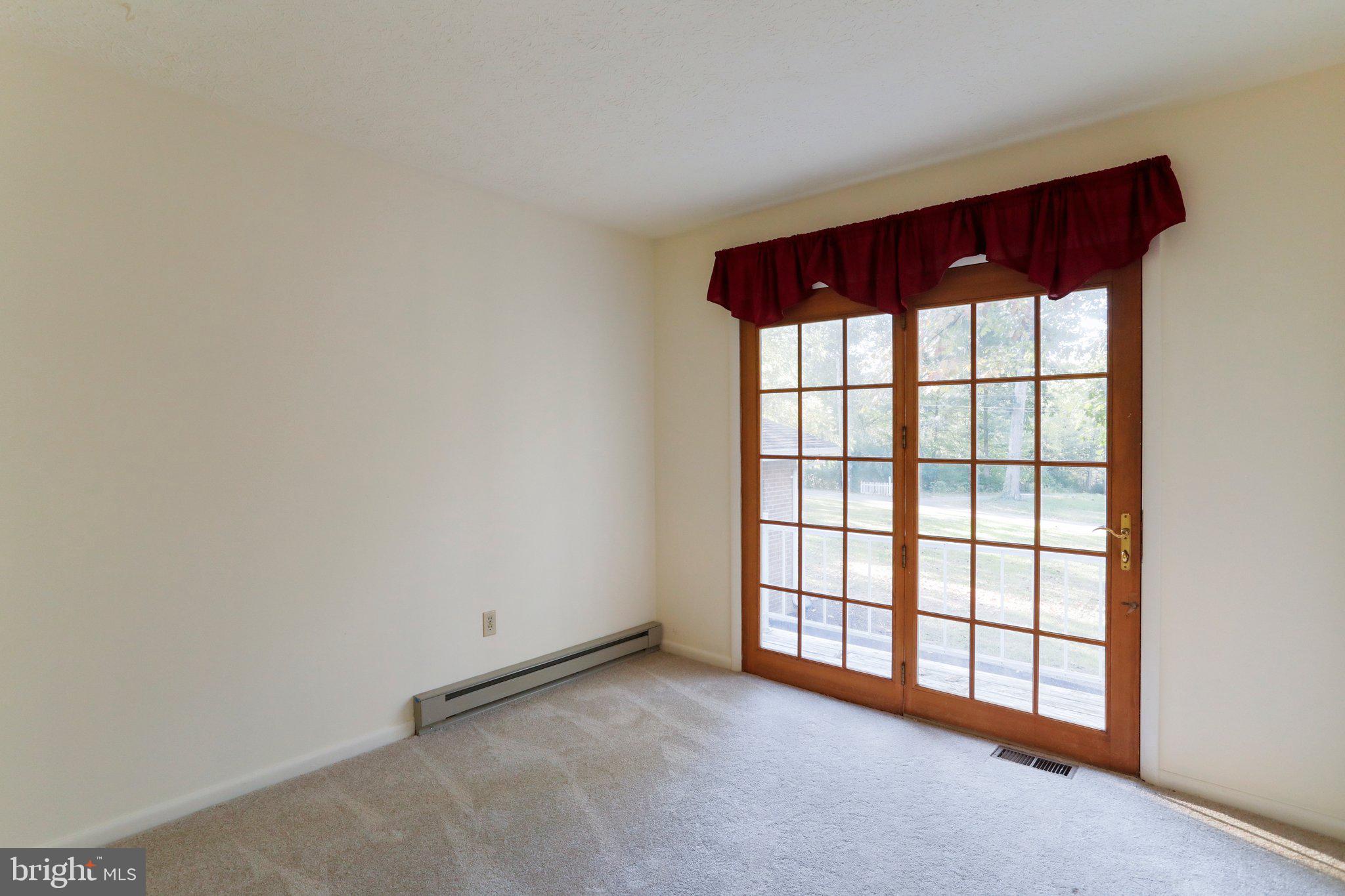 WOODBRIER MANOR - Residential