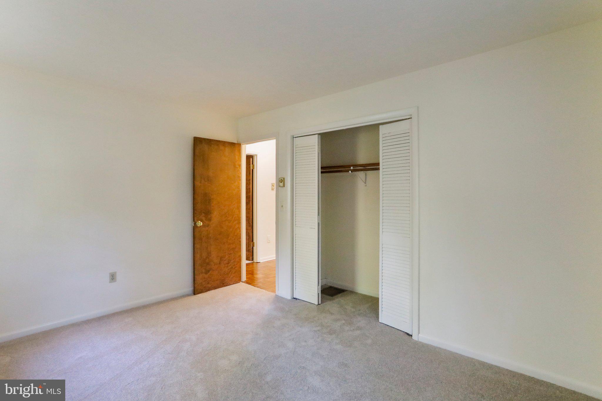 WOODBRIER MANOR - Residential