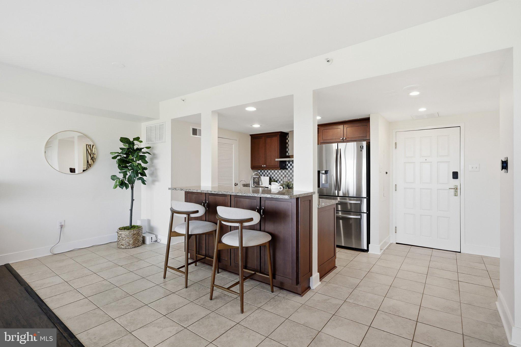 1530 KEY BOULEVARD 520