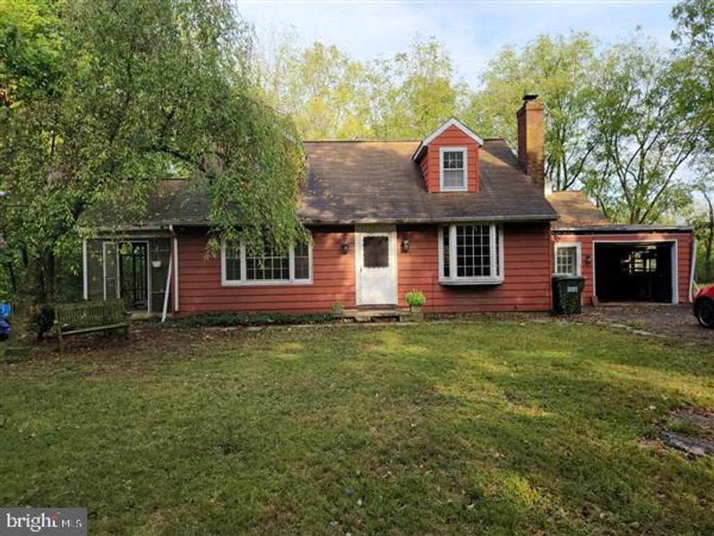 Photo of 191181 Pinetown Road, Leola, PA 17540 (MLS # PALA2042434)