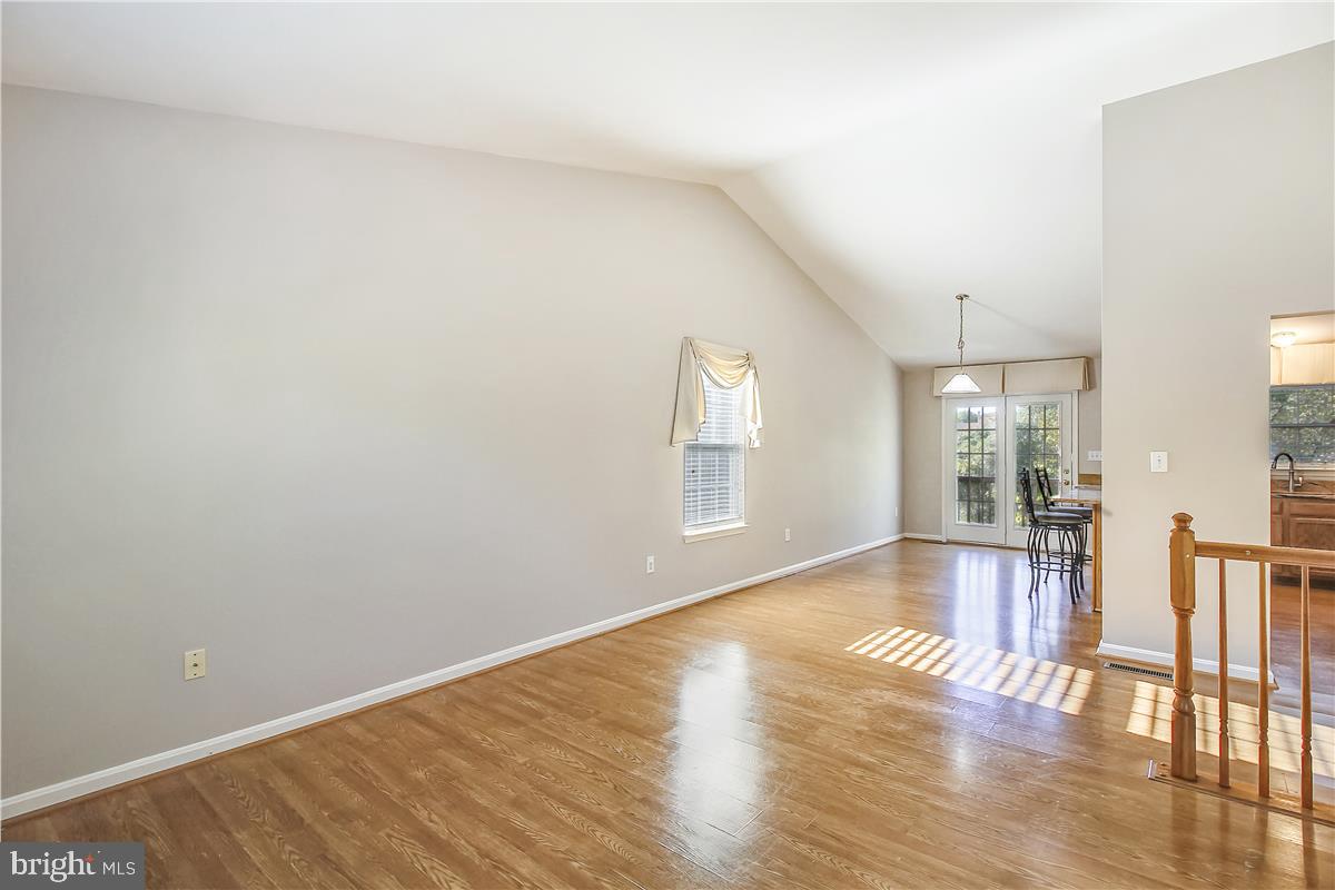 BROWNS - Residential Lease