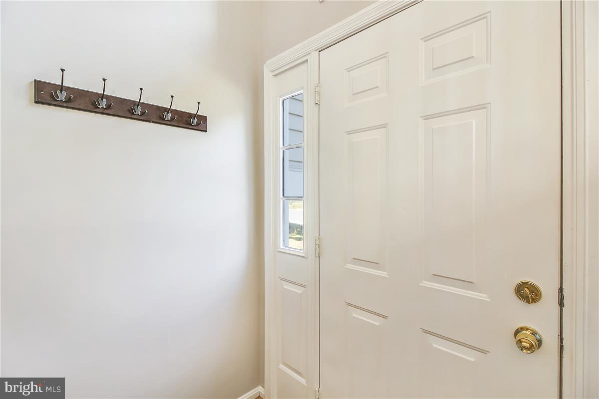 BROWNS - Residential Lease