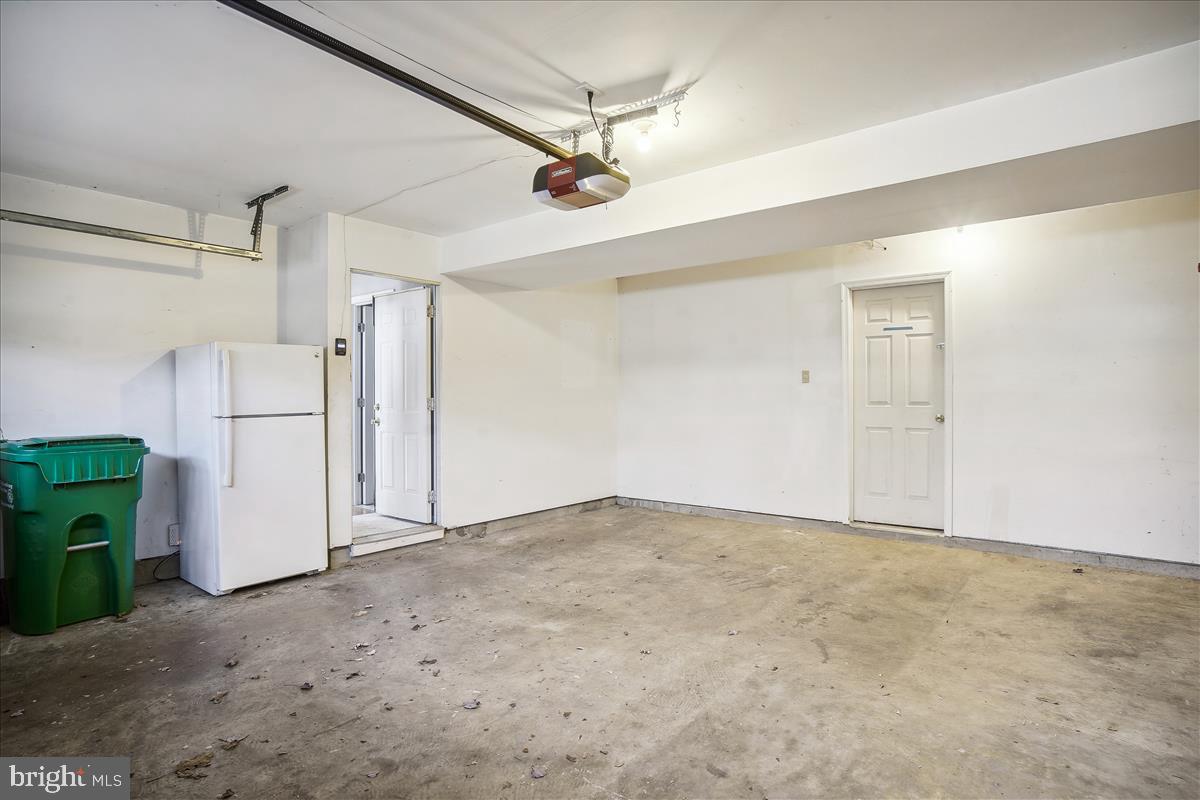 BROWNS - Residential Lease