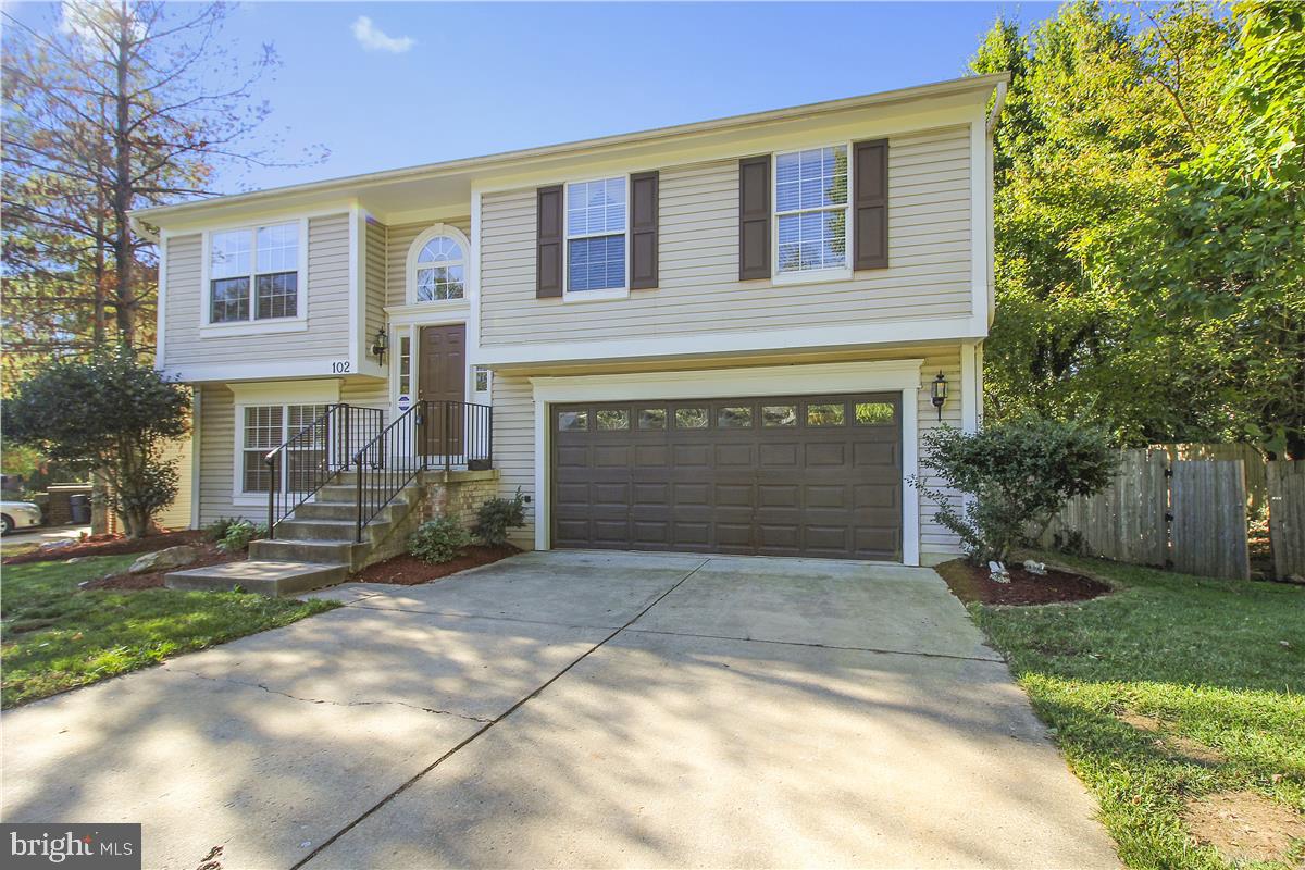 BROWNS - Residential Lease