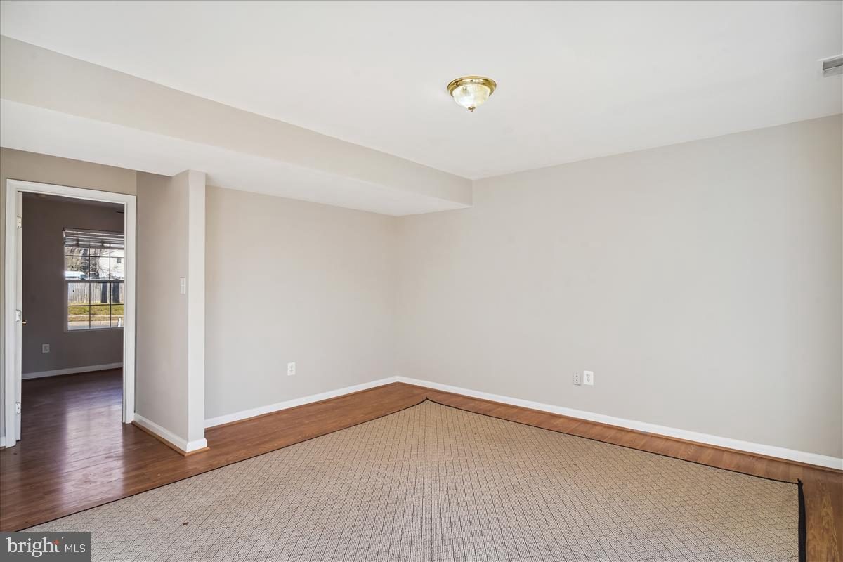 BROWNS - Residential Lease