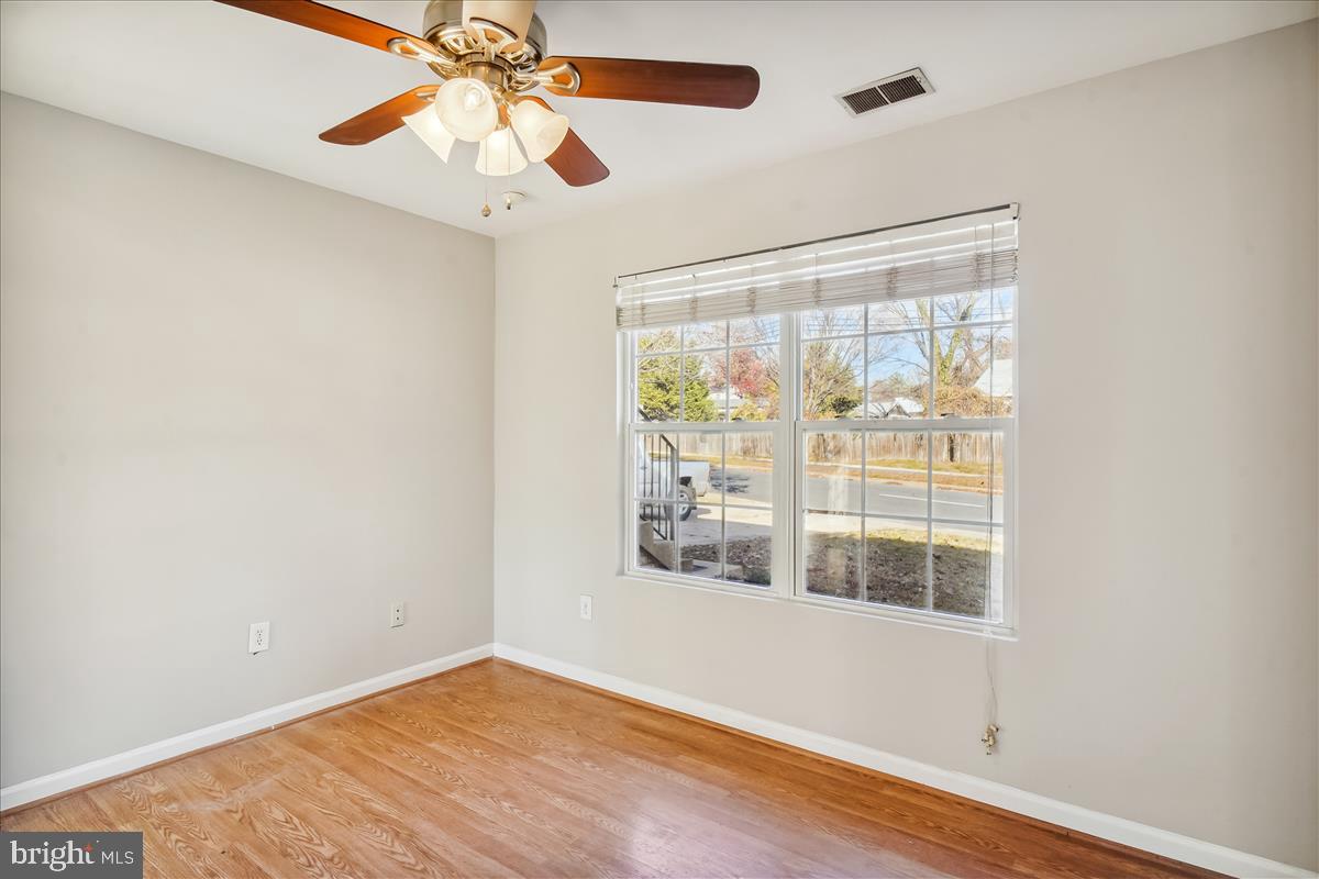 BROWNS - Residential Lease