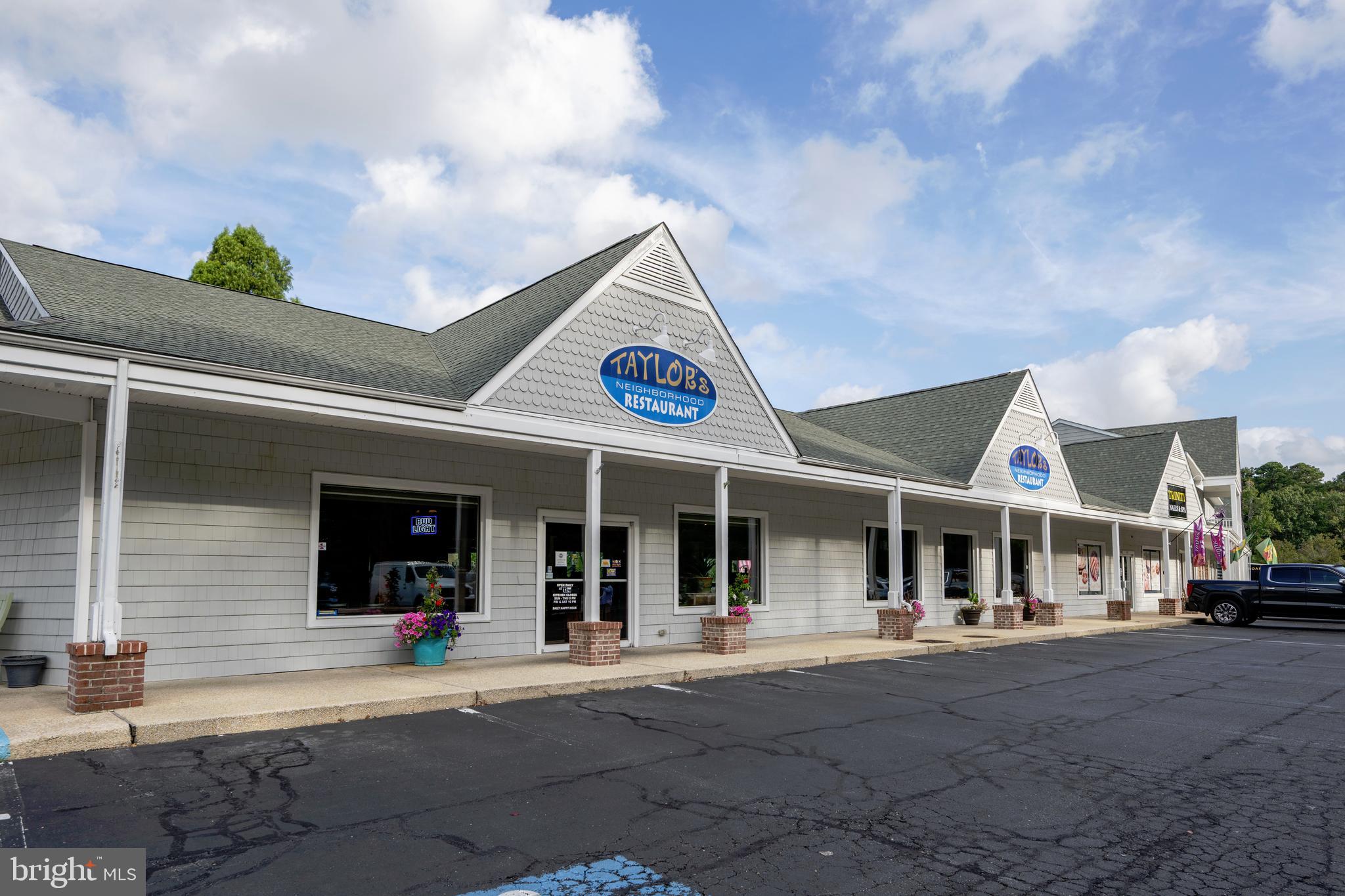 11021 NICHOLAS LANE 1