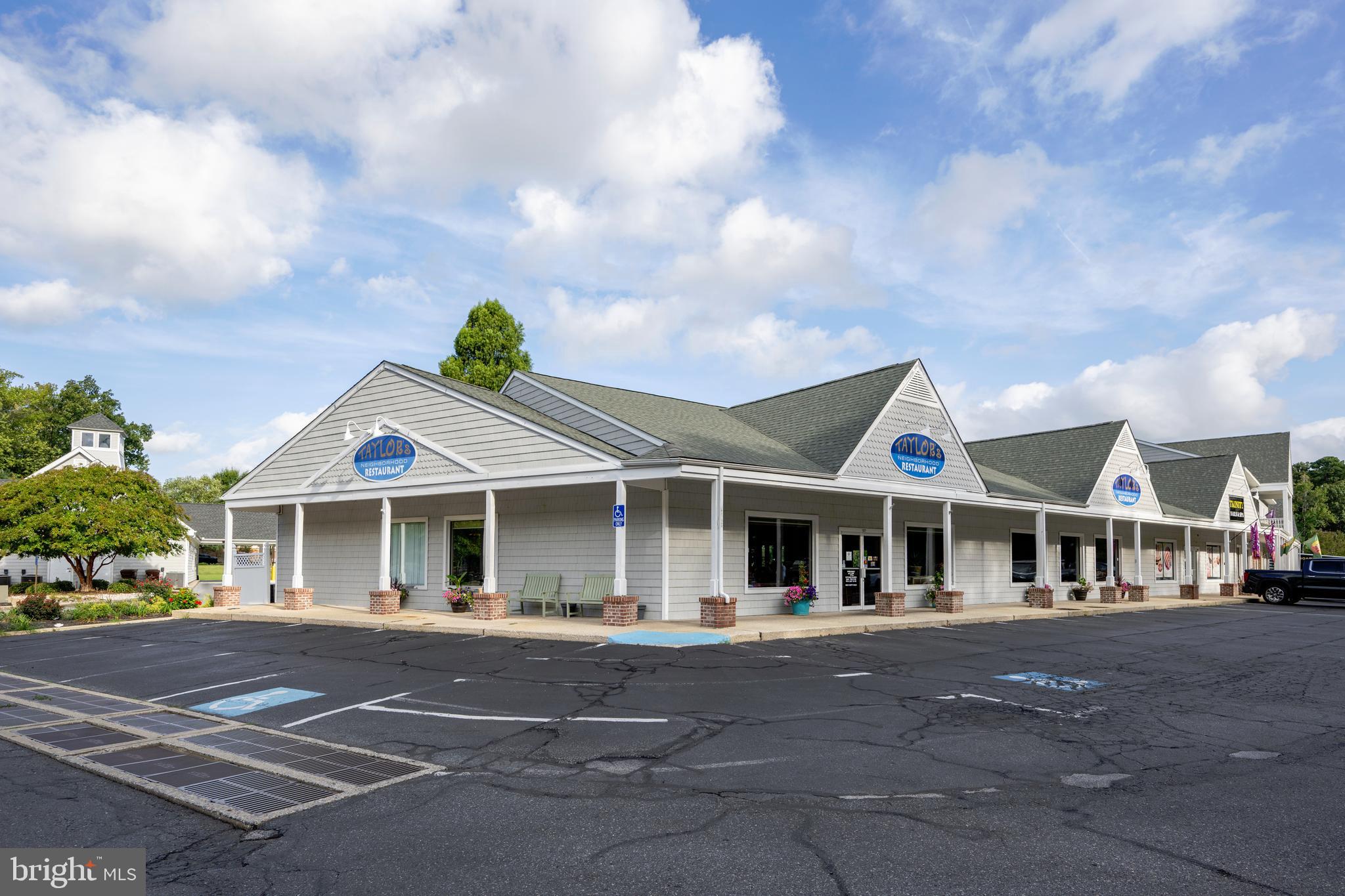 11021 NICHOLAS LANE 1