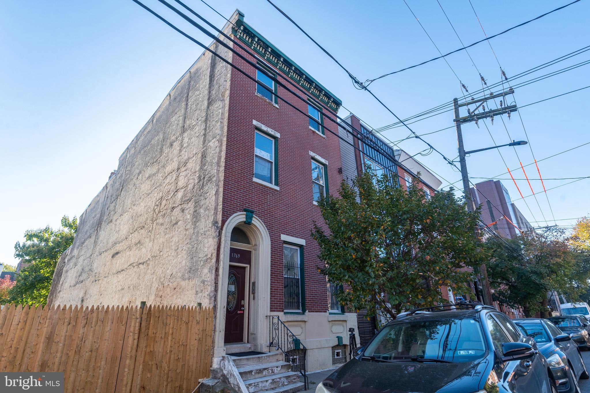 FISHTOWN - Residential Lease