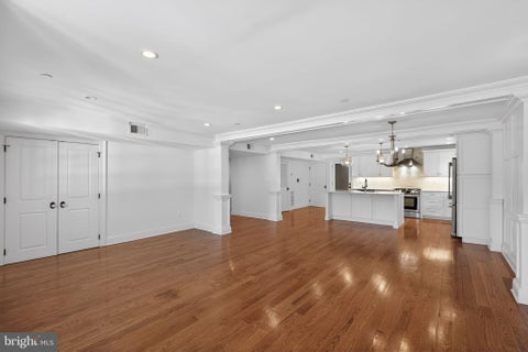 Condo For Rent - 200 W Wayne Avenue #1<br/> Delaware County, WAYNE, PA 19087