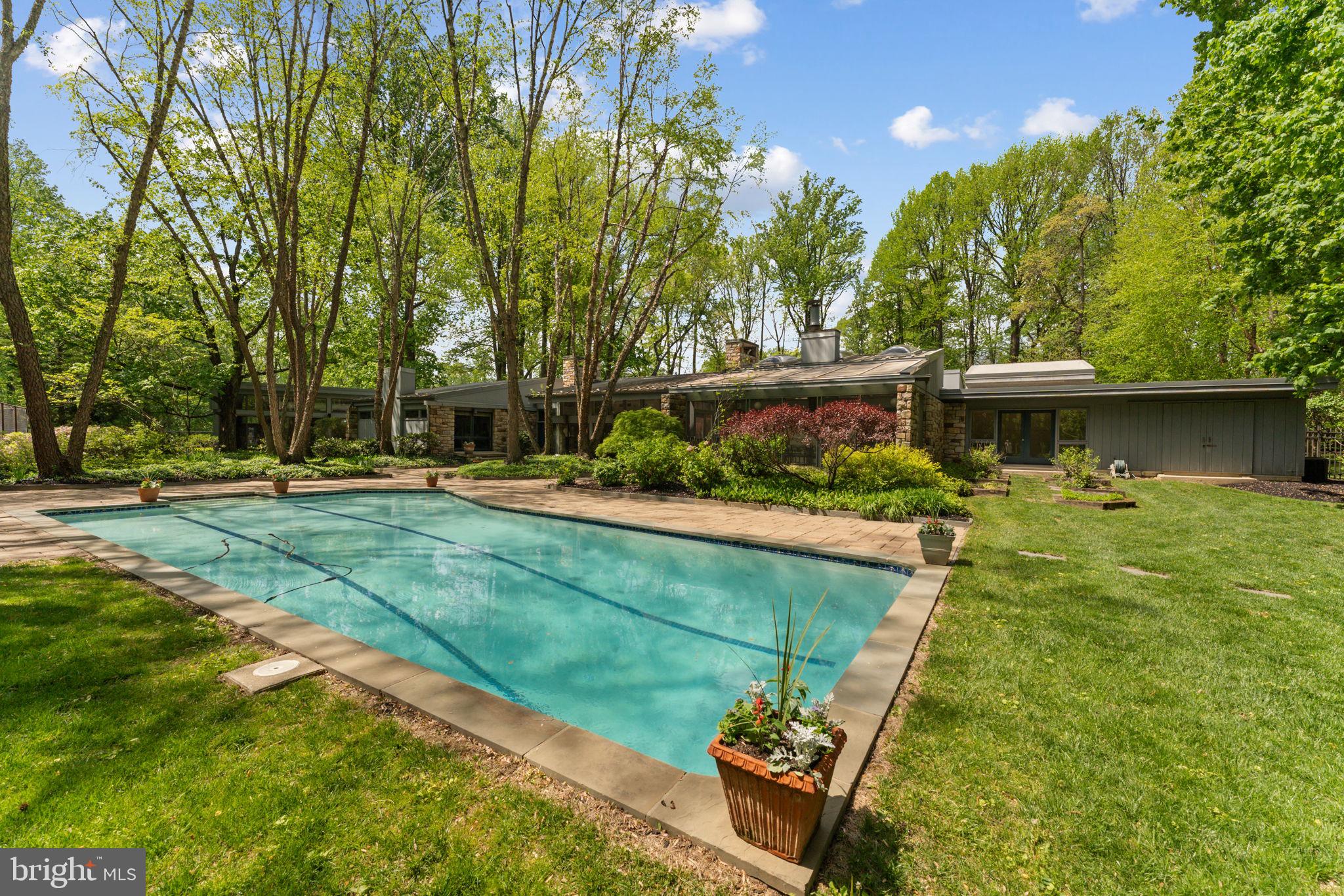 BRYN MAWR - Residential