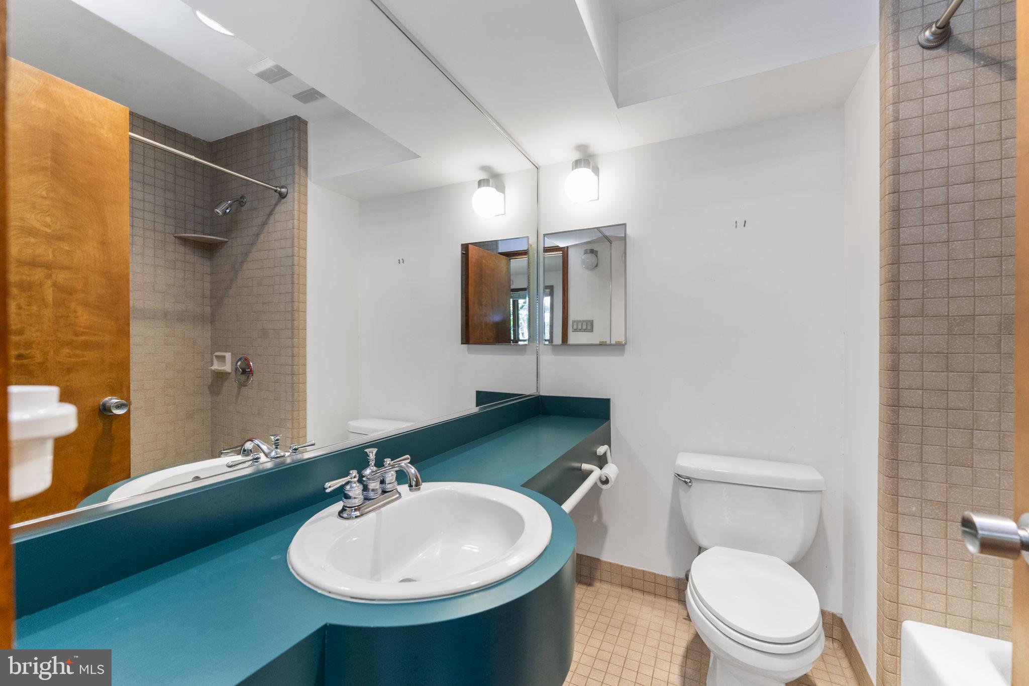 BRYN MAWR - Residential