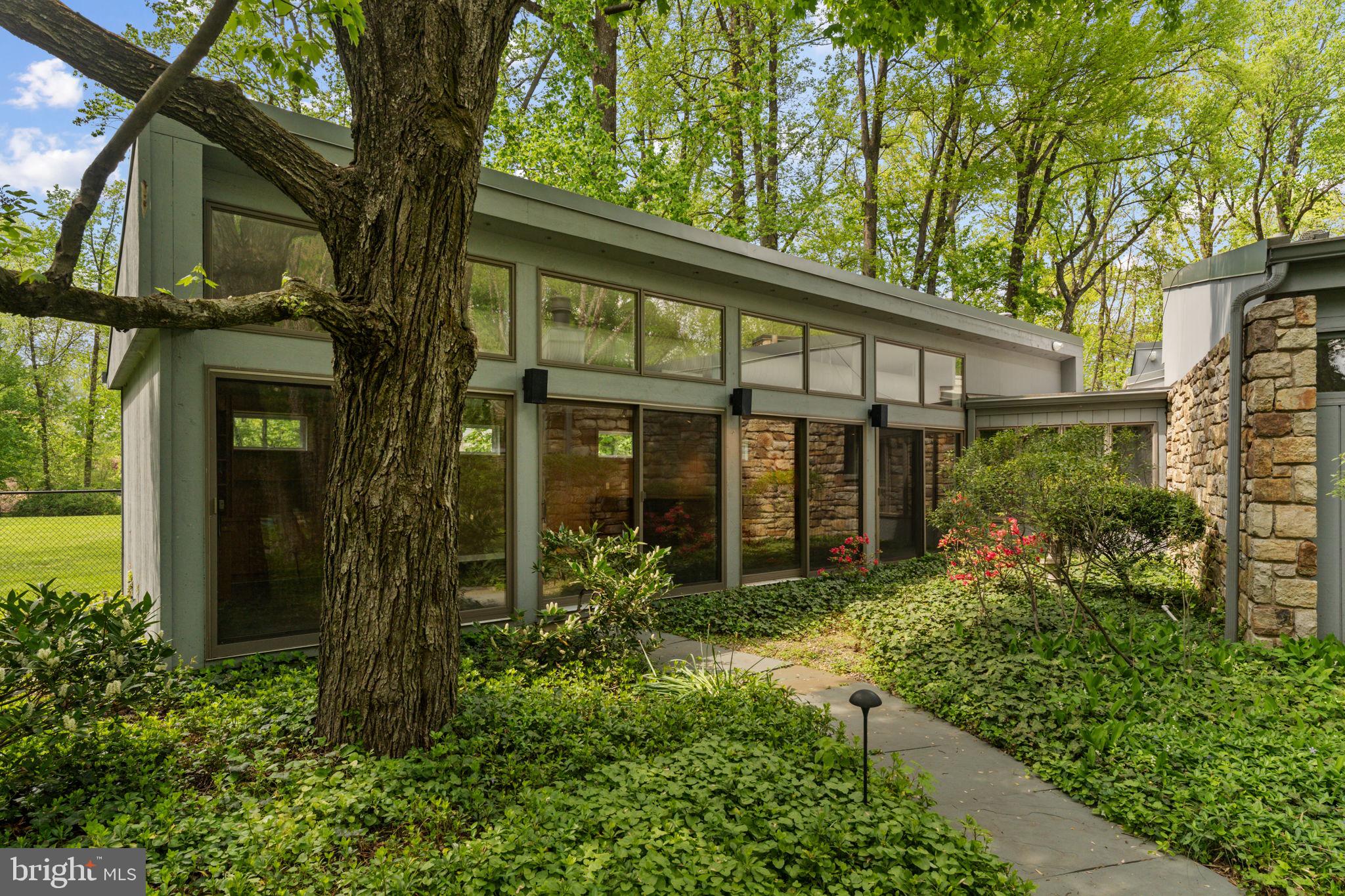 BRYN MAWR - Residential