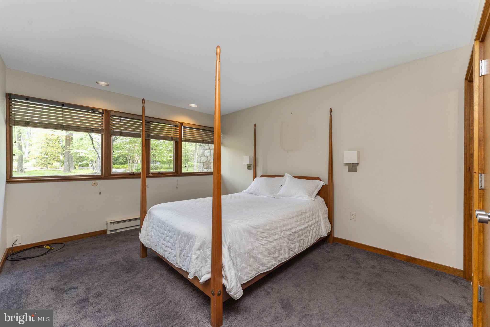 BRYN MAWR - Residential