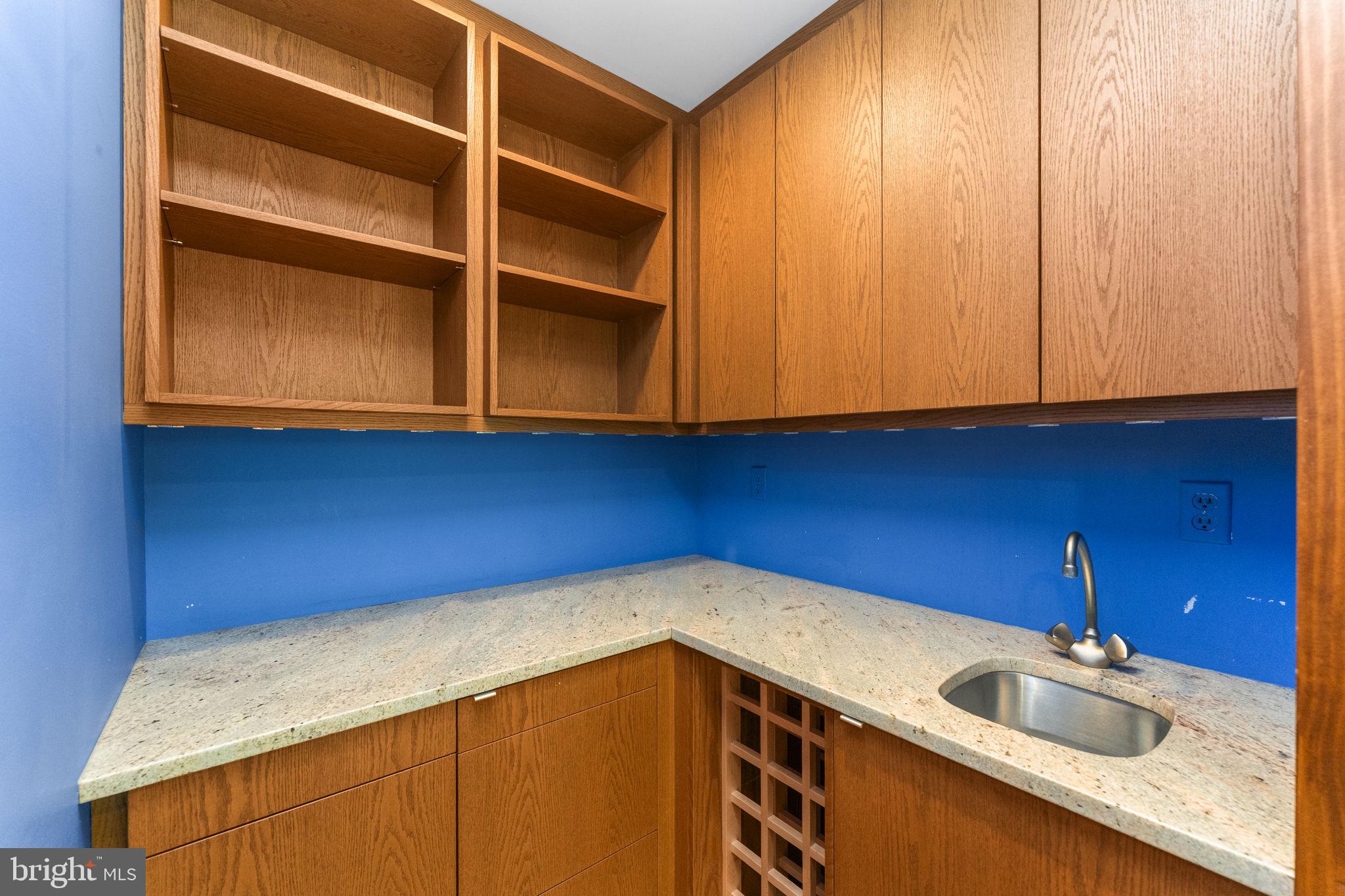 BRYN MAWR - Residential