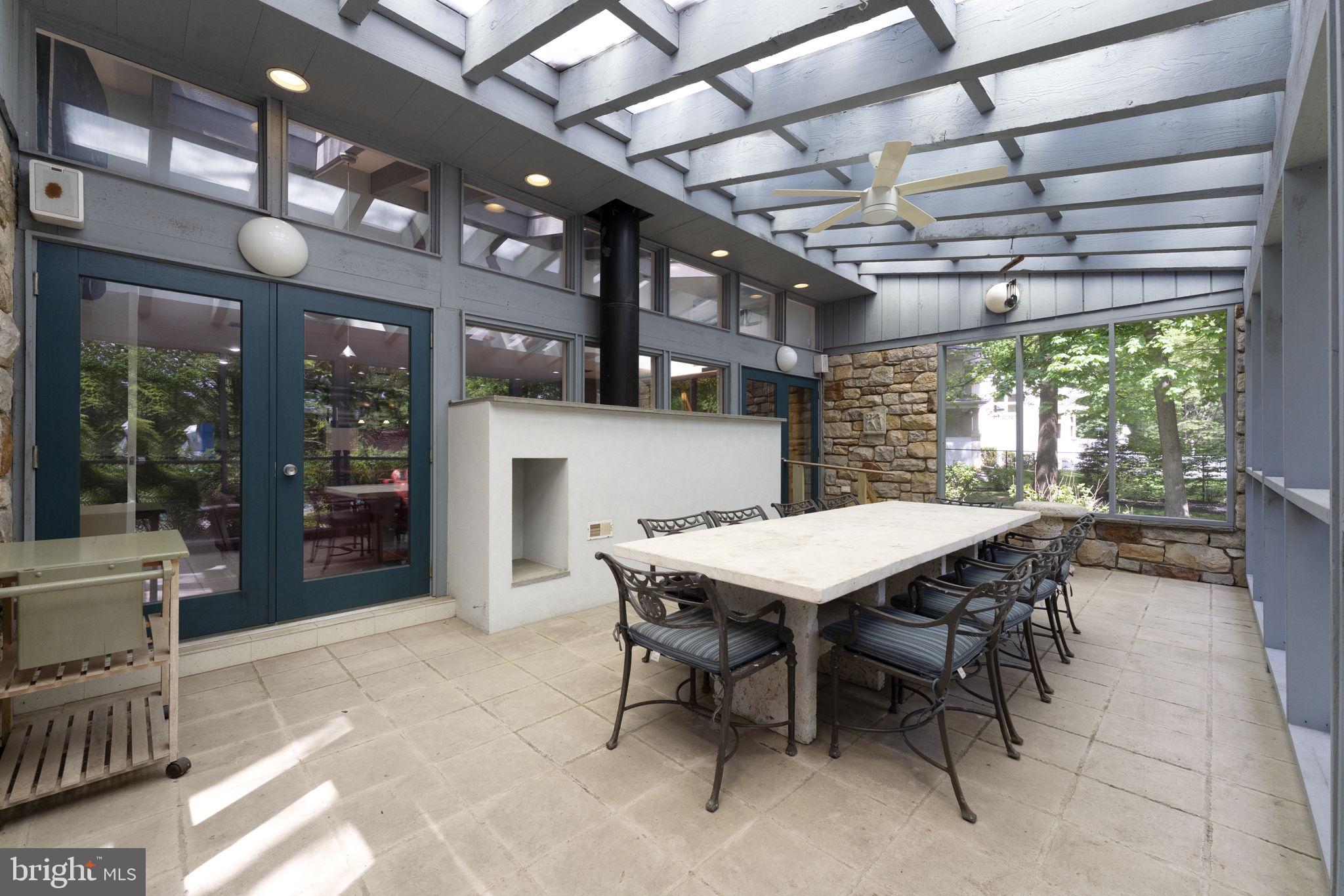 BRYN MAWR - Residential