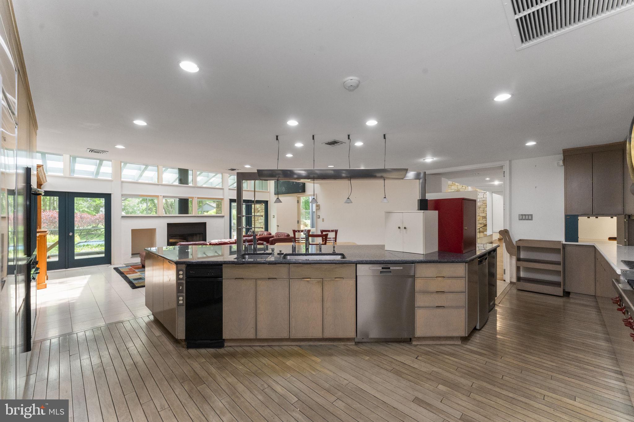 BRYN MAWR - Residential