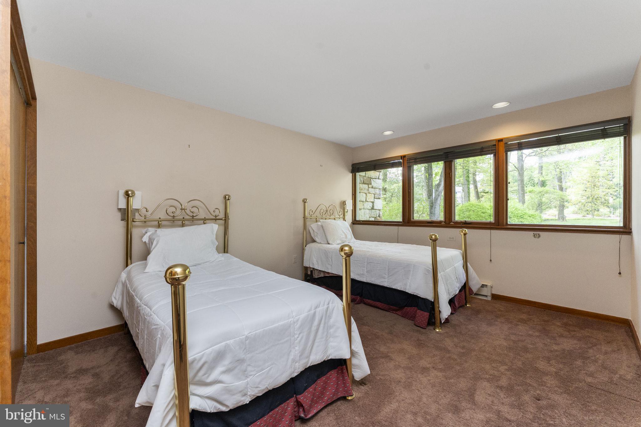 BRYN MAWR - Residential