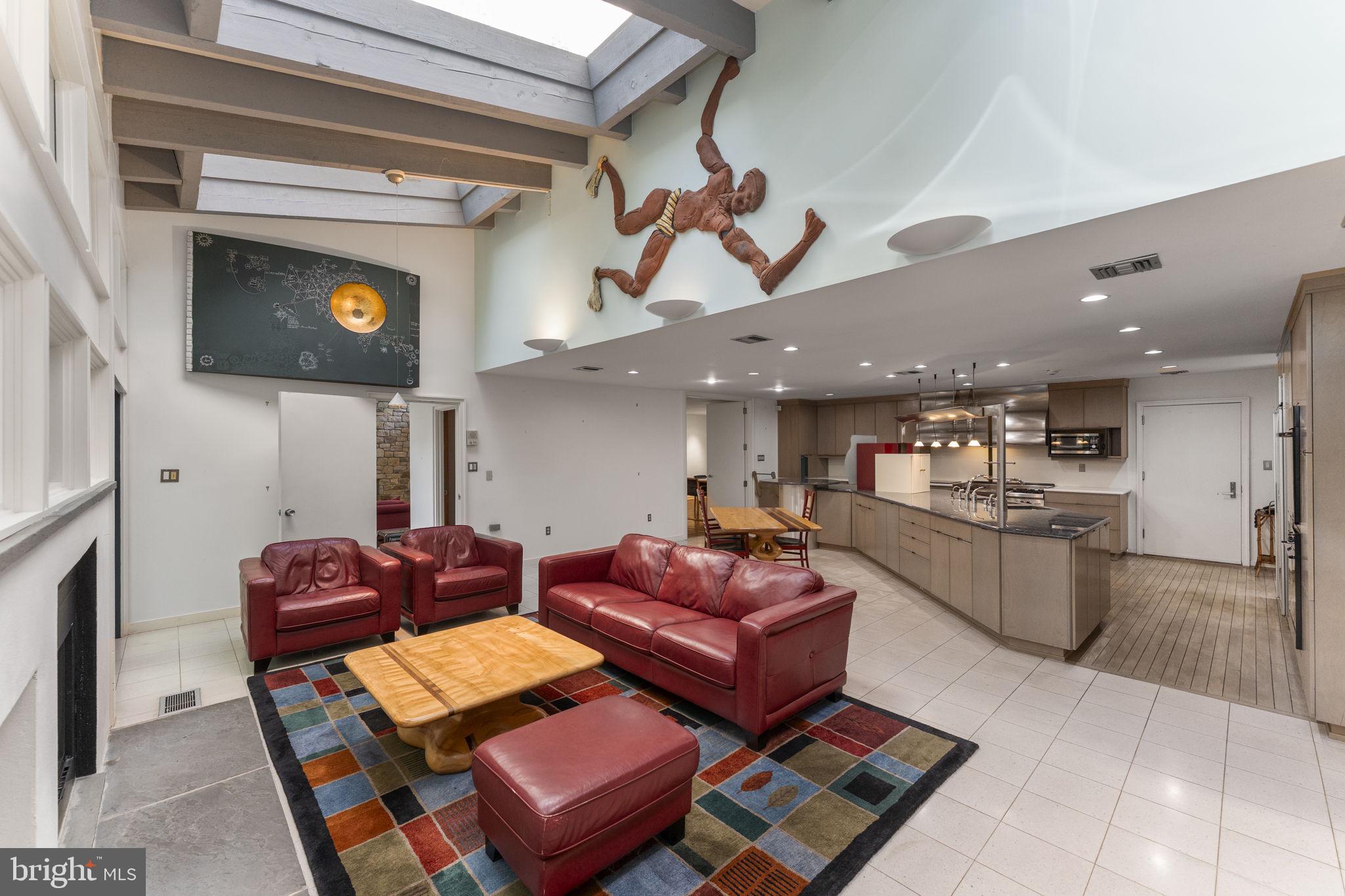 BRYN MAWR - Residential