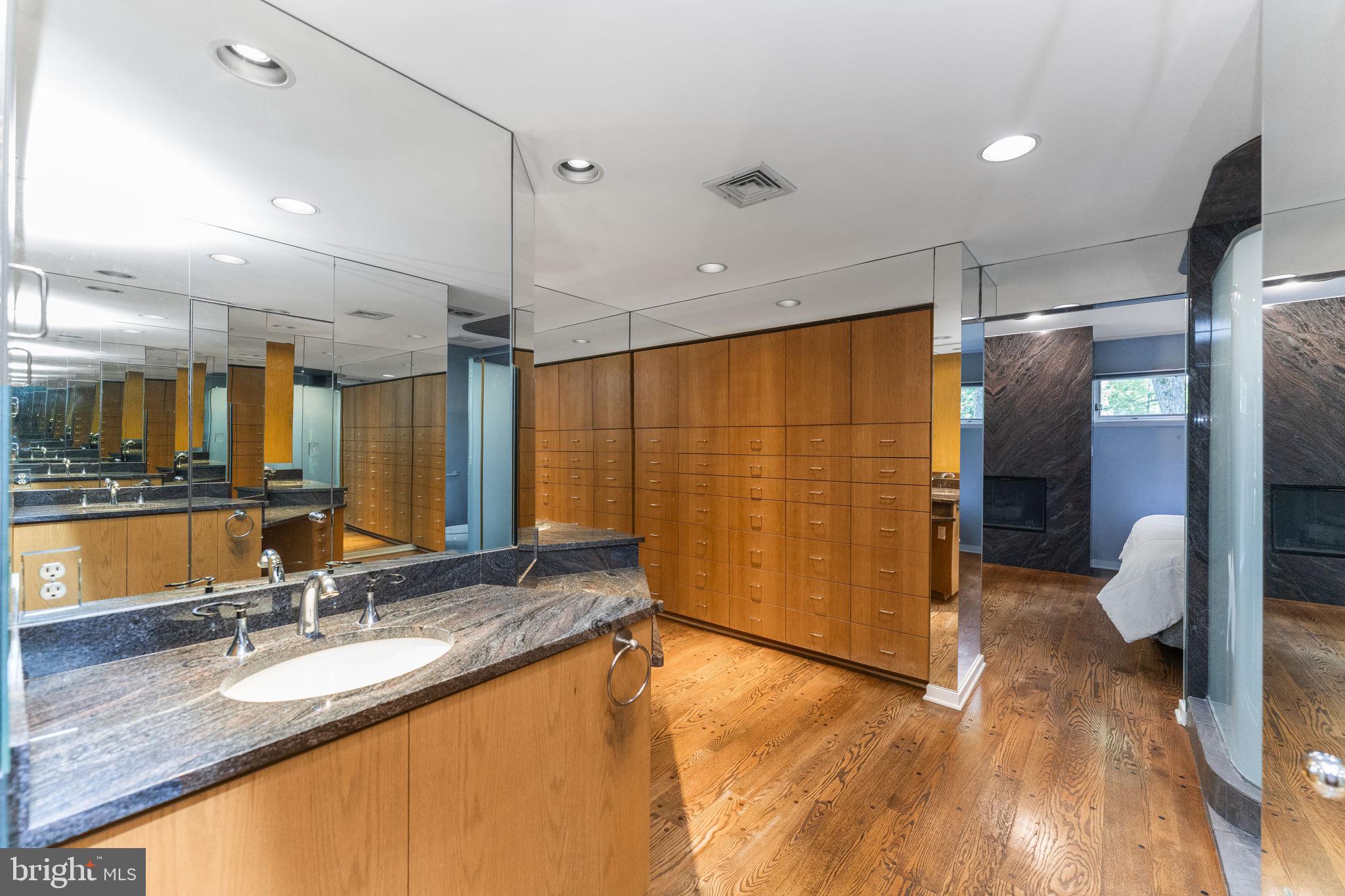 BRYN MAWR - Residential