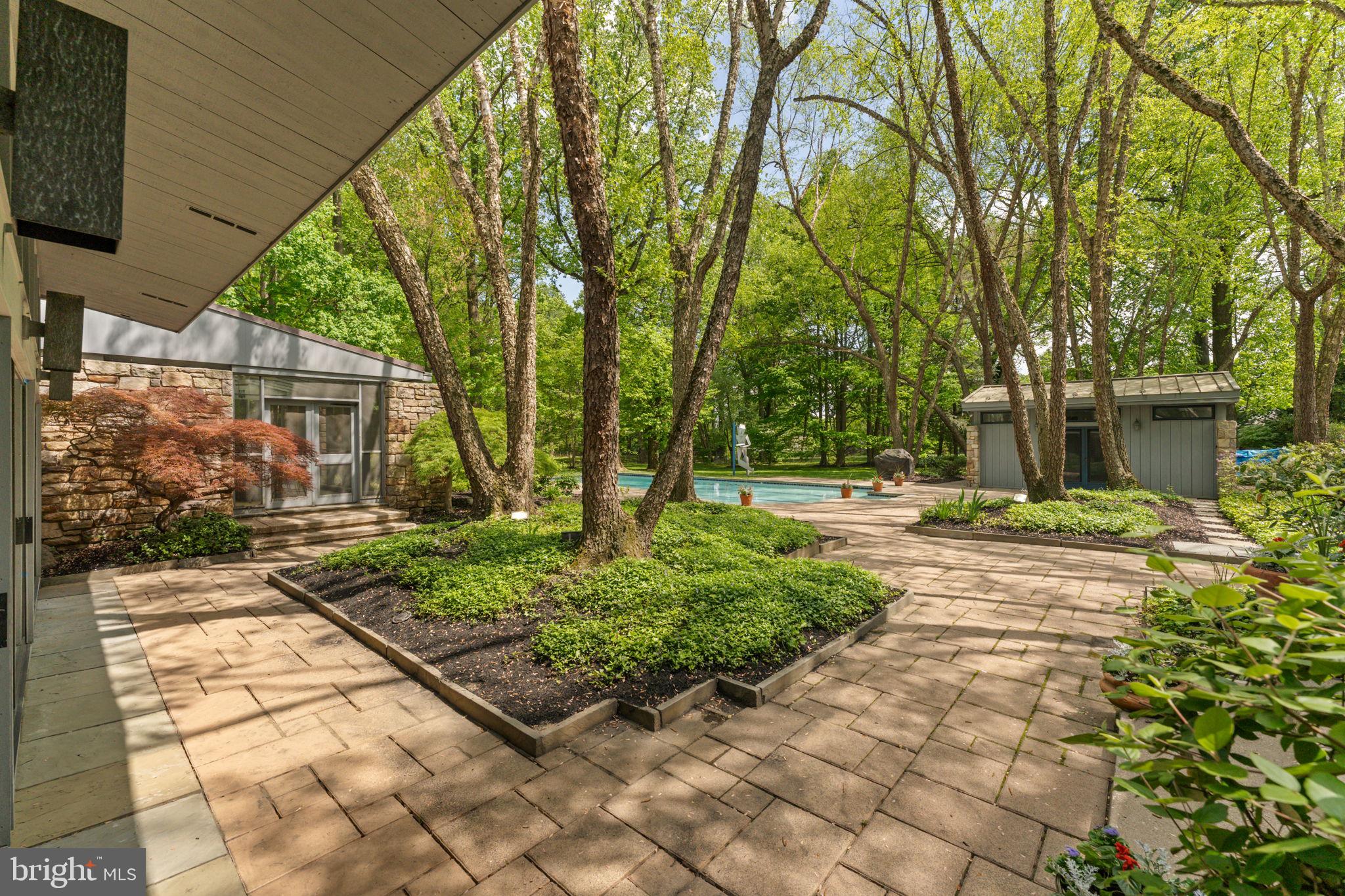 BRYN MAWR - Residential