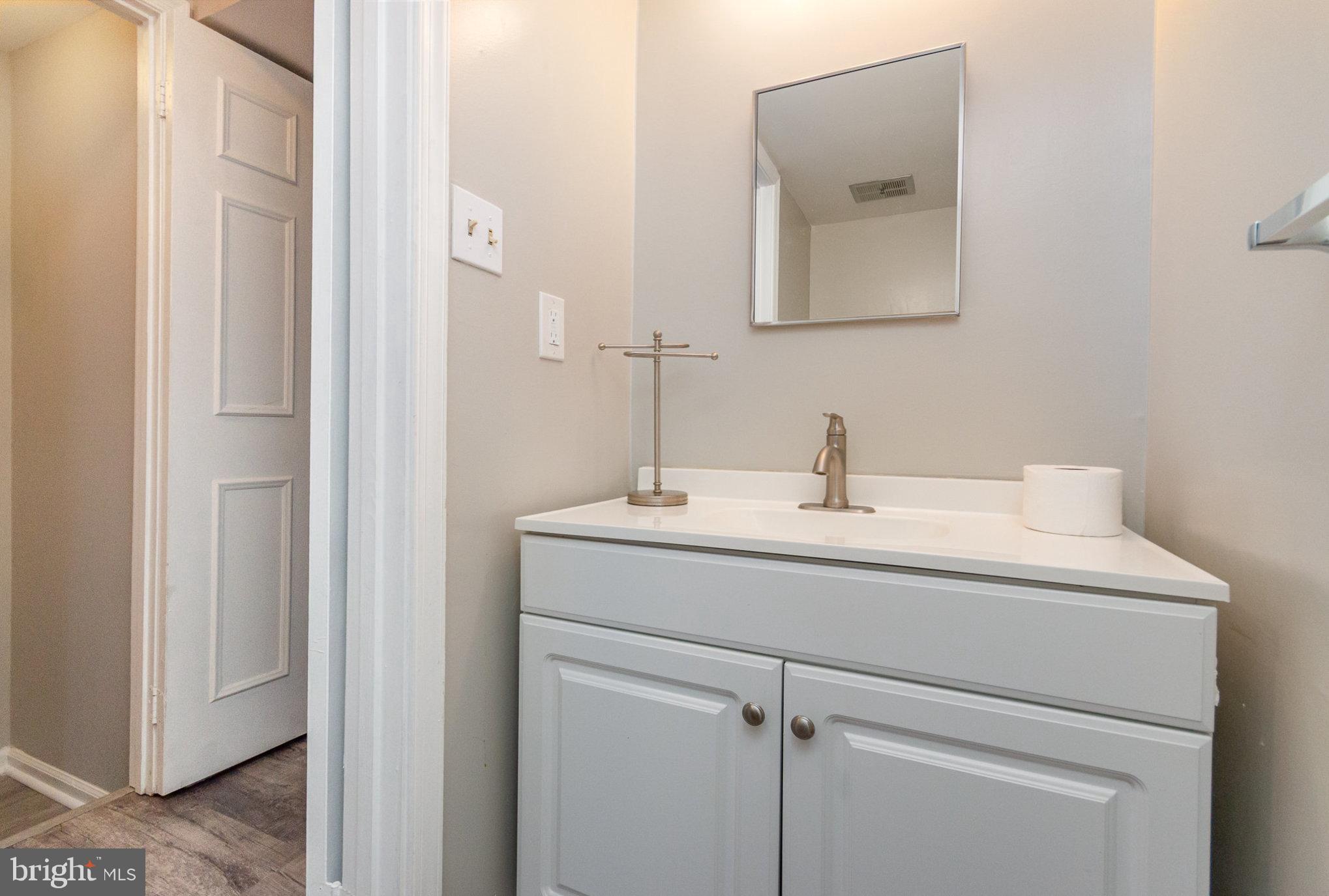 SHANNON STATION - Residential Lease