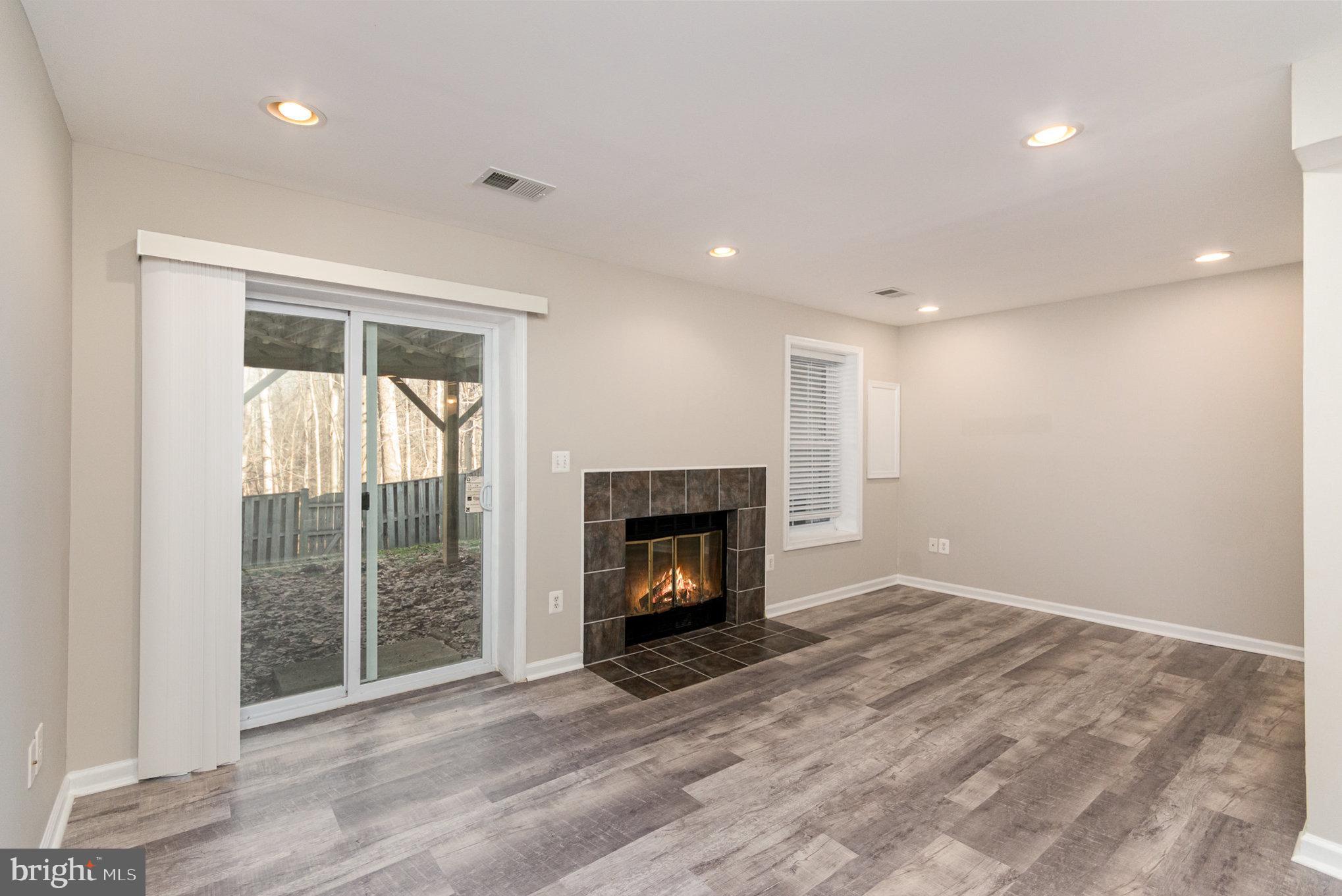 SHANNON STATION - Residential Lease