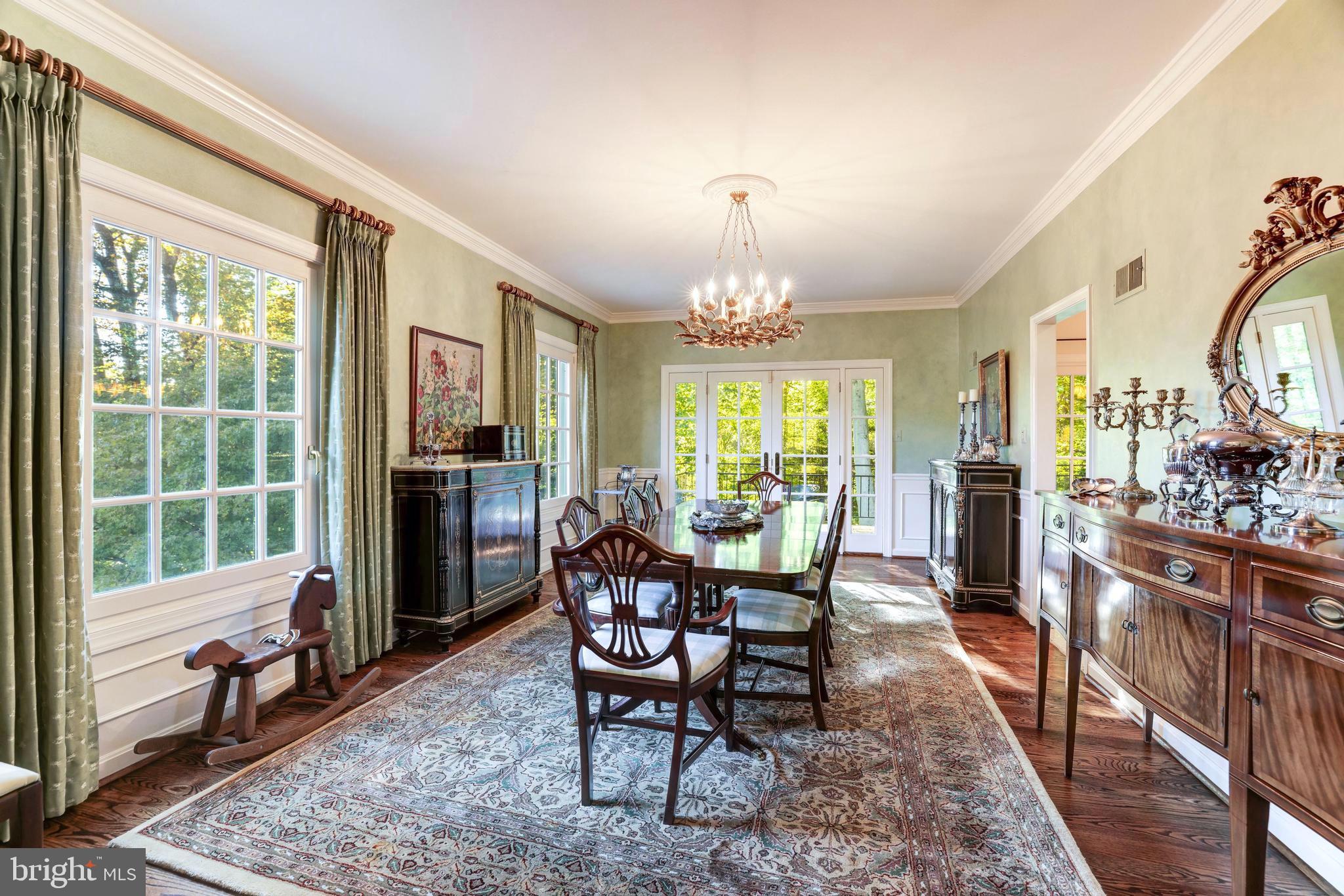 CHAIN BRIDGE FOREST - Residential