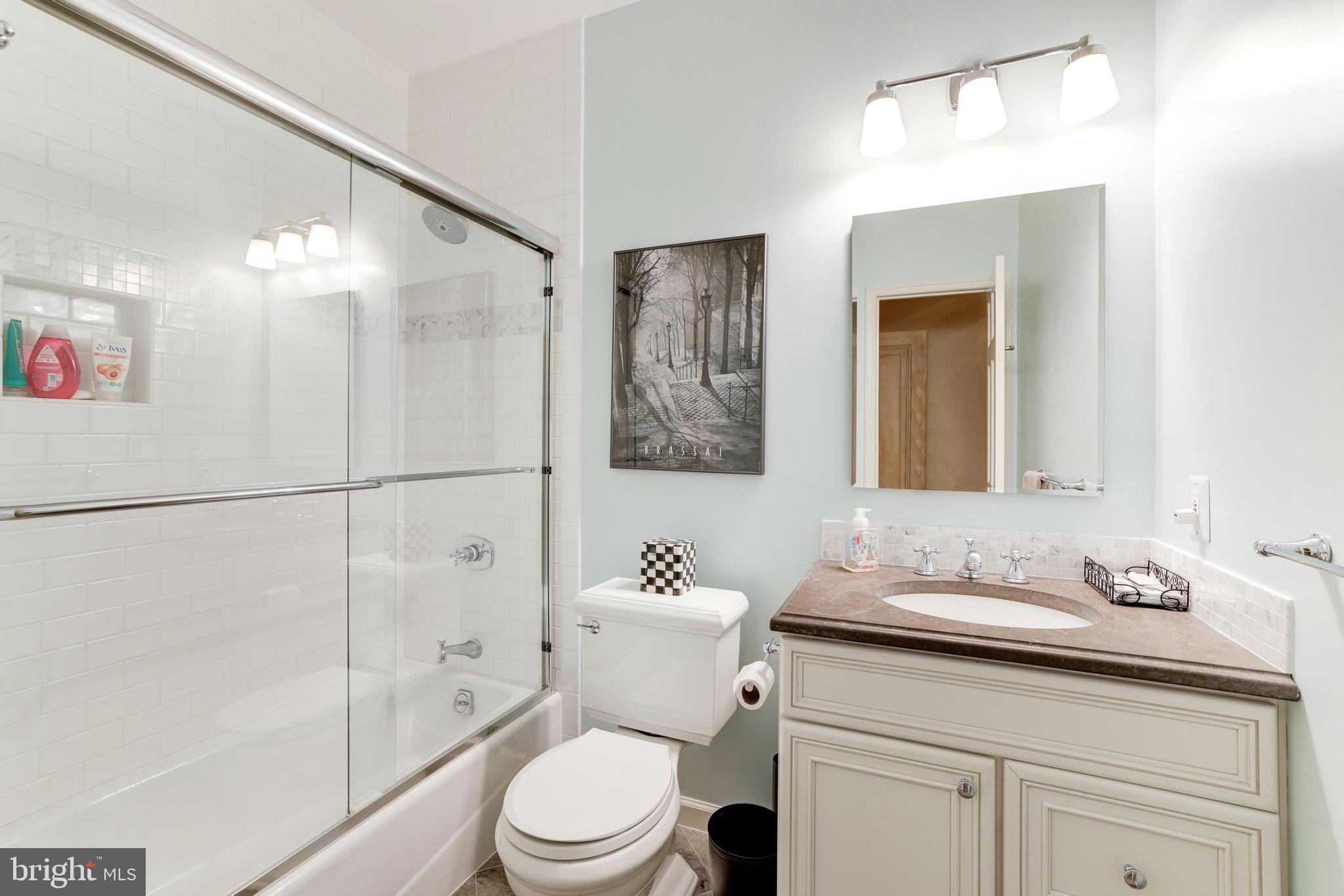 CHAIN BRIDGE FOREST - Residential