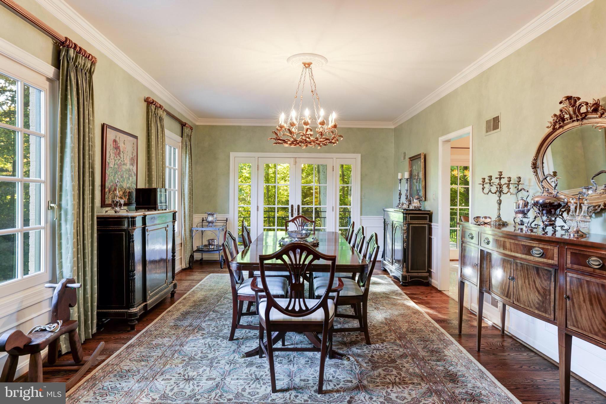 CHAIN BRIDGE FOREST - Residential