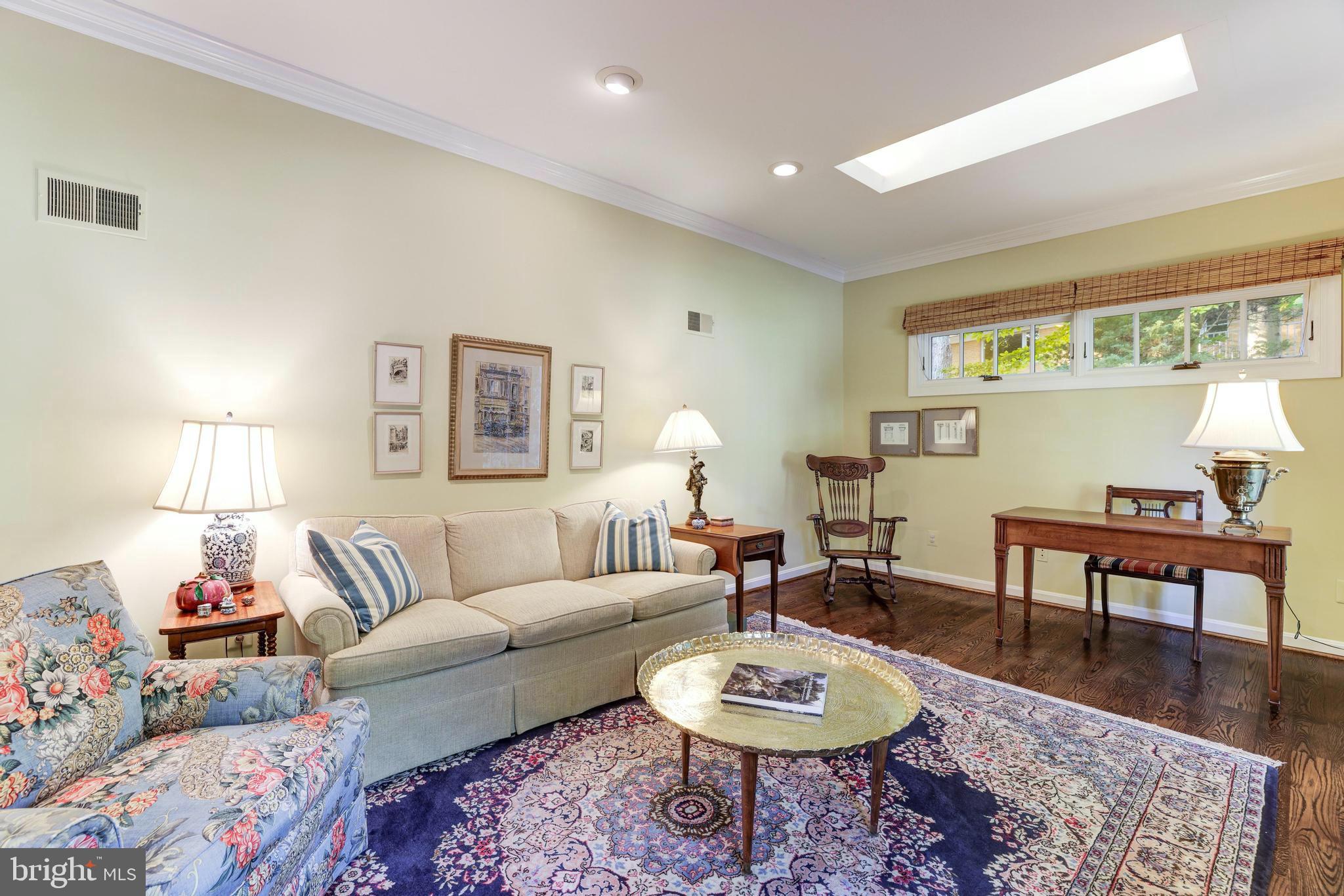 CHAIN BRIDGE FOREST - Residential