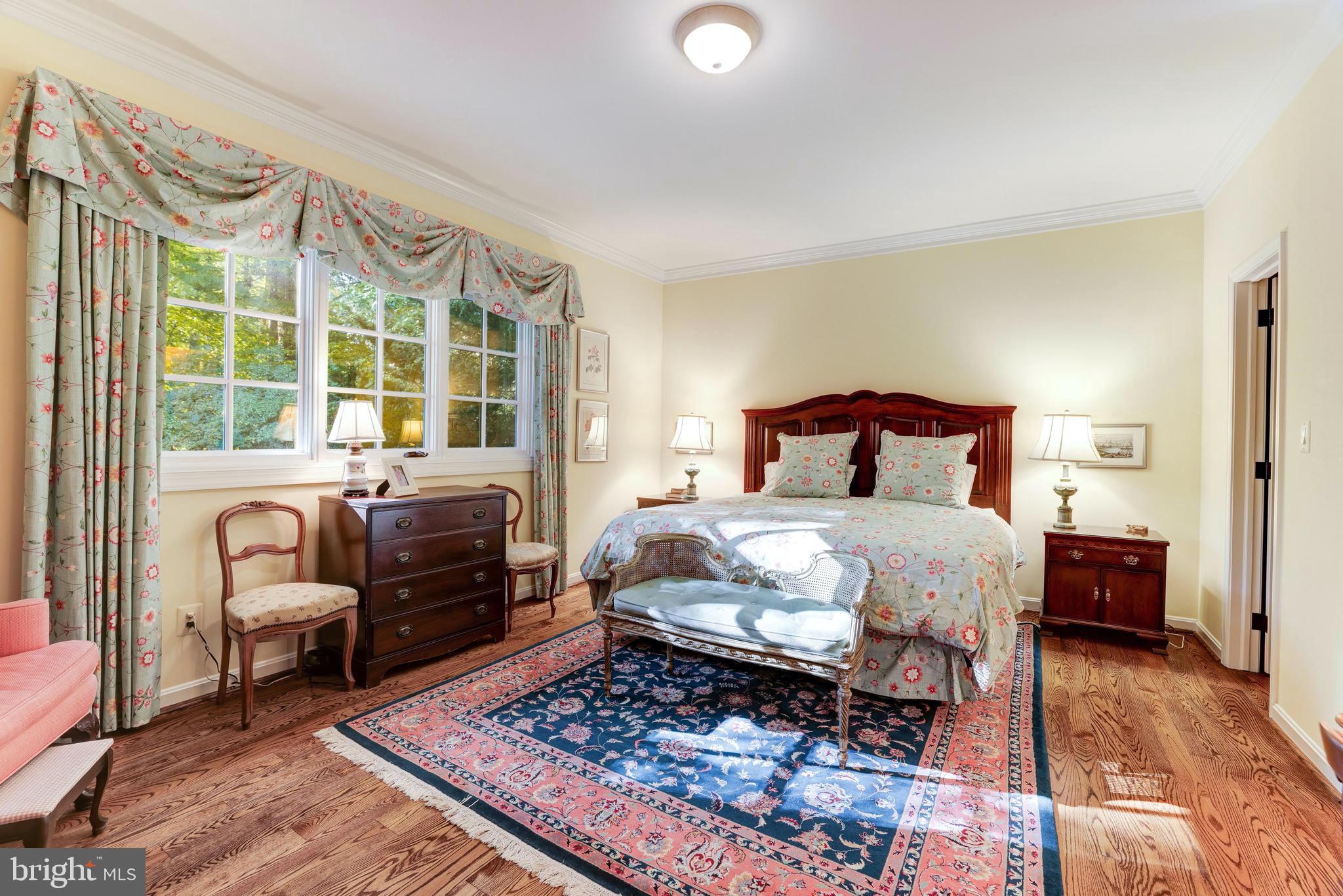 CHAIN BRIDGE FOREST - Residential