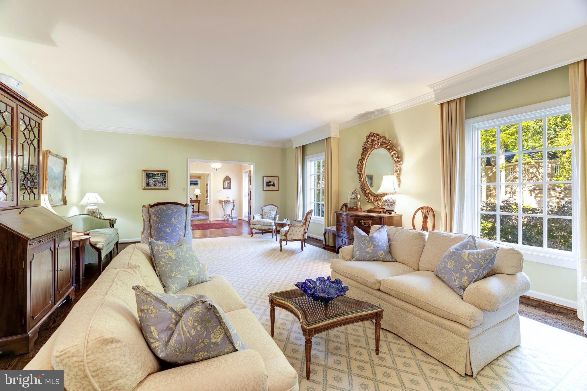 CHAIN BRIDGE FOREST - Residential