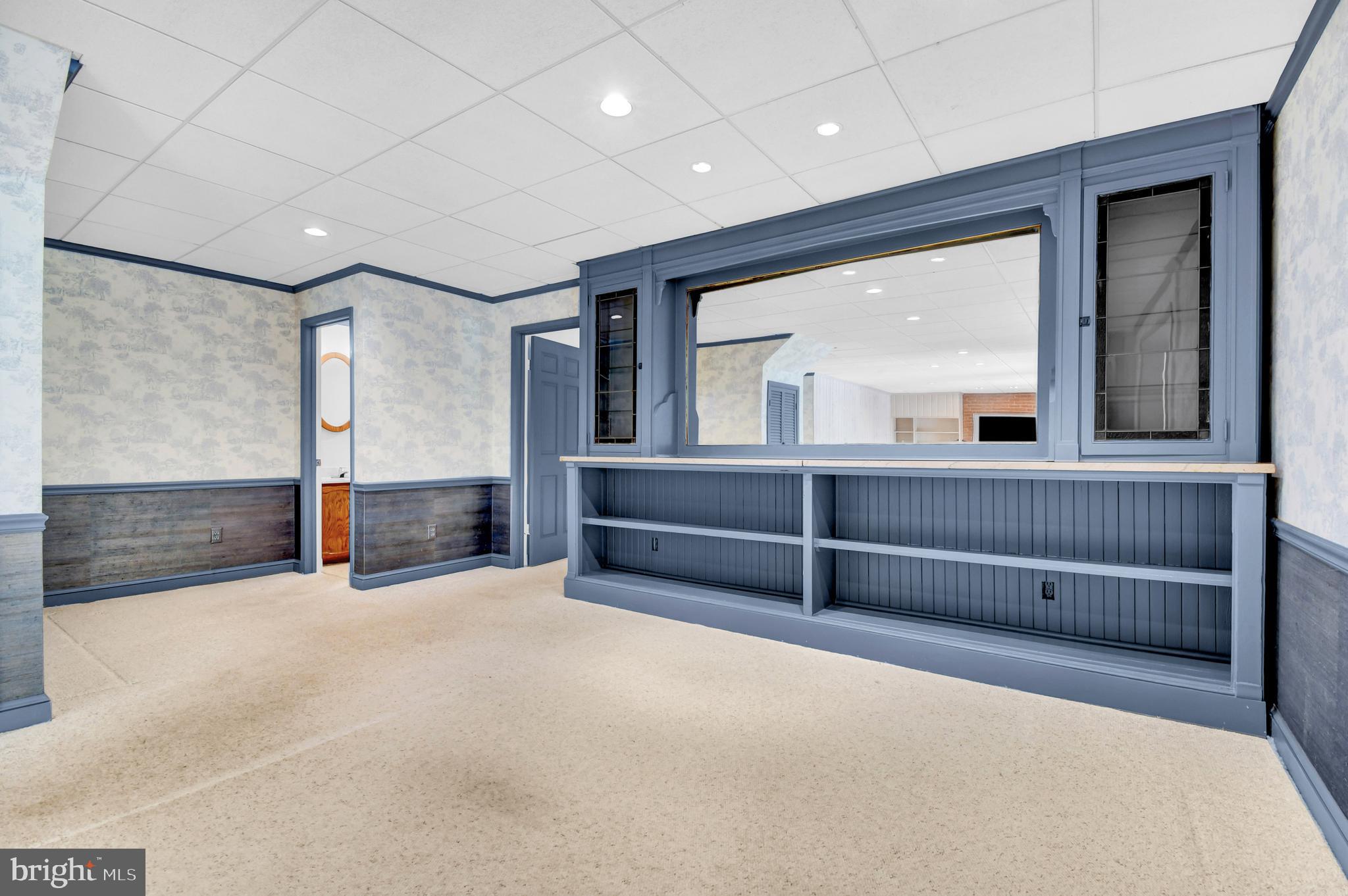 POTOMAC MANOR - Residential