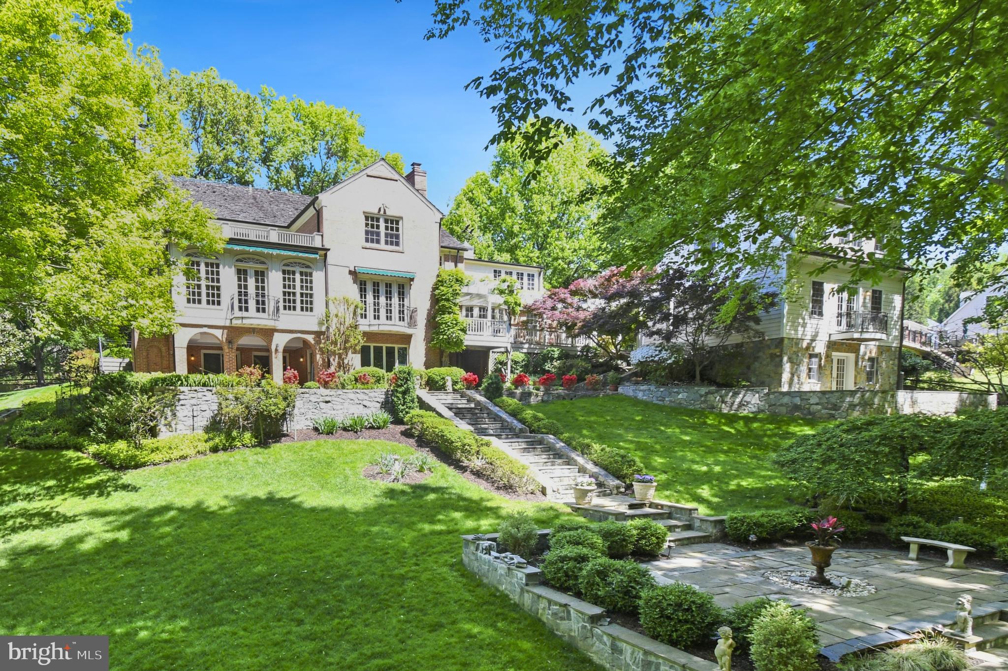 POTOMAC MANOR - Residential