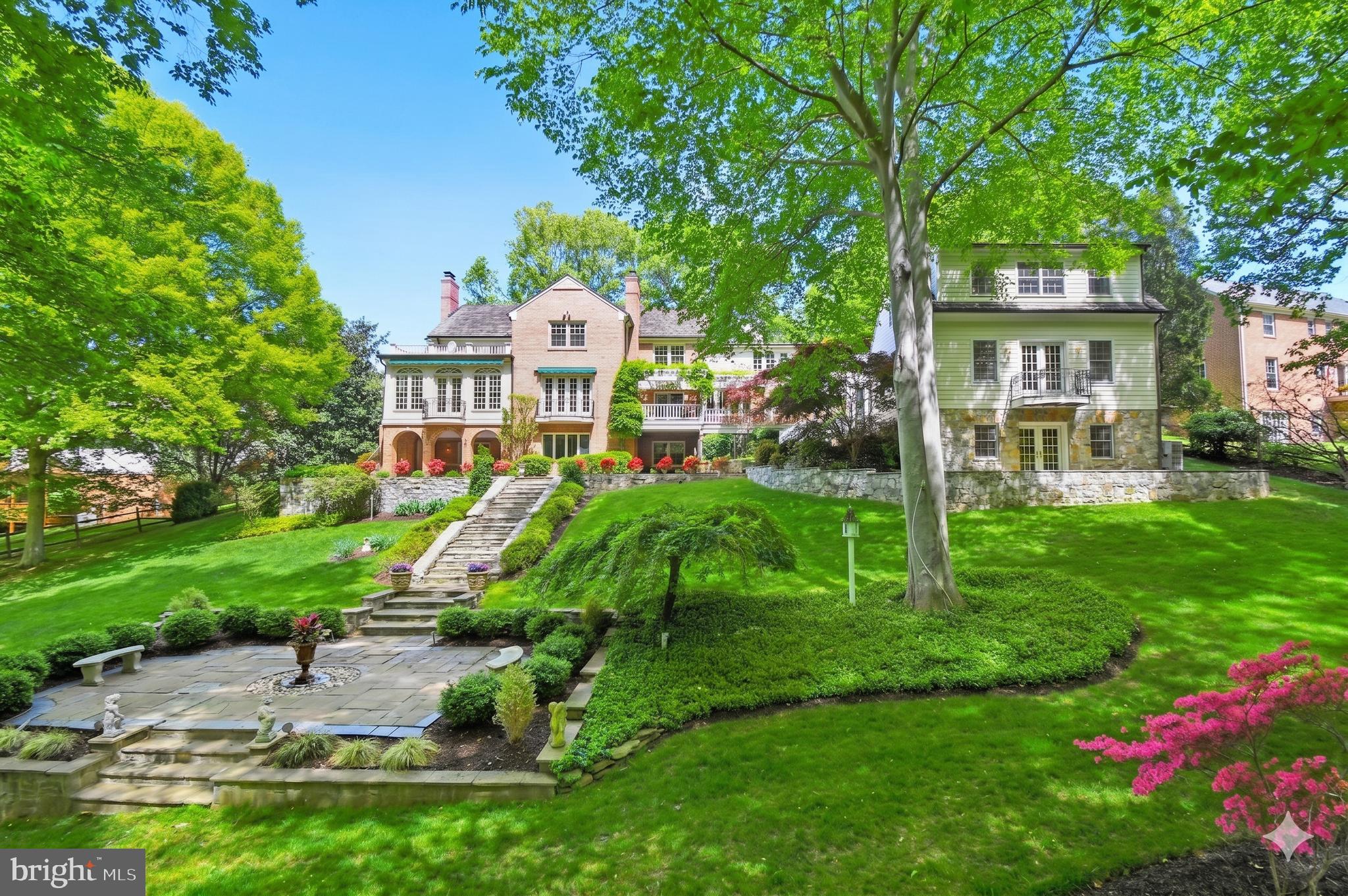 POTOMAC MANOR - Residential