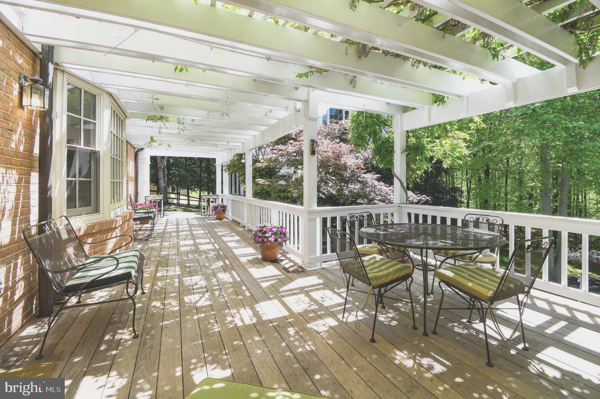 POTOMAC MANOR - Residential